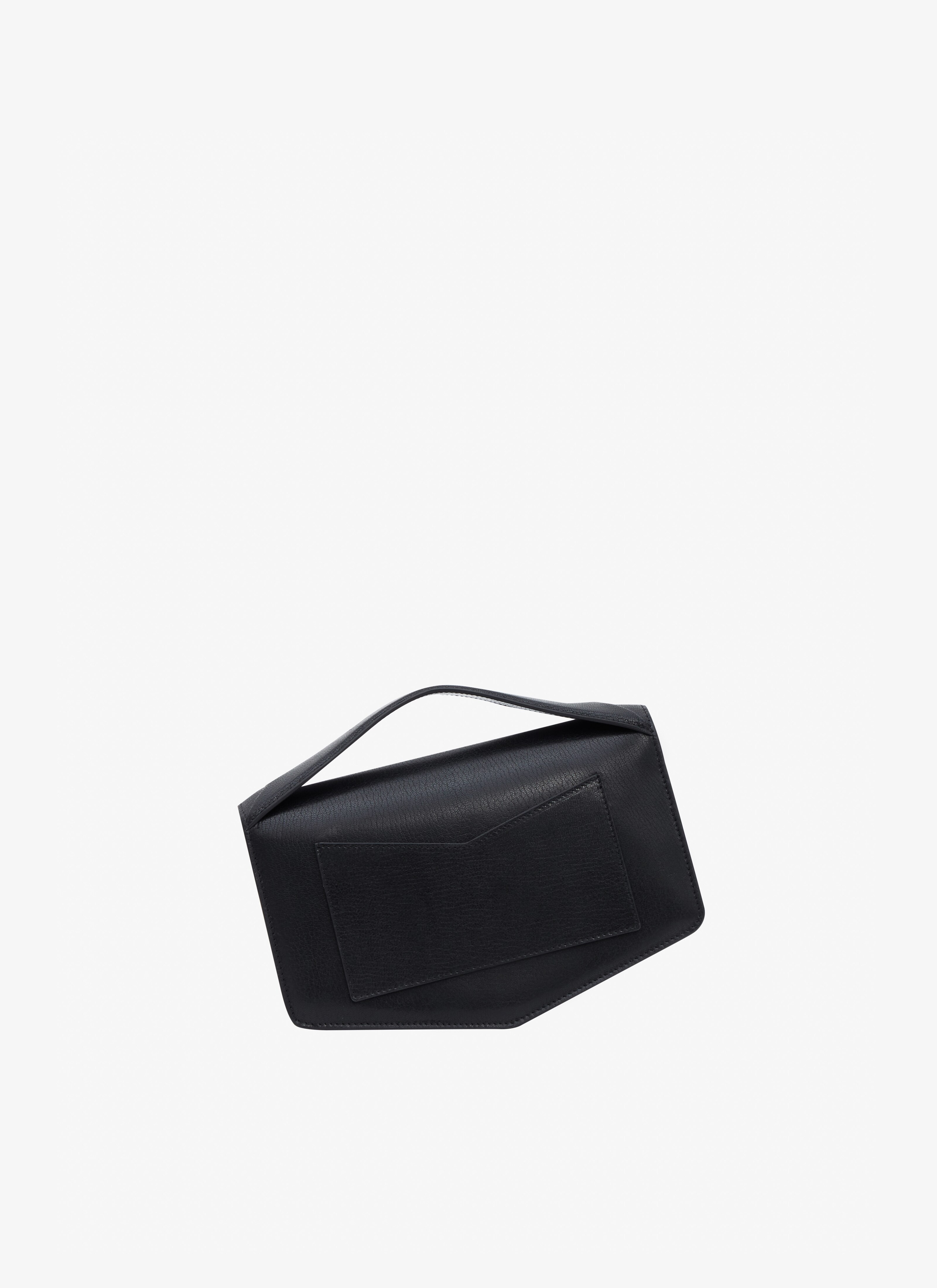 ALAÏA BLACK LE PAPA EAST WEST WITH CHAIN BAG IN SHINY GOATSKIN