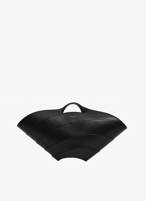 KHAIMA MEDIUM BAG IN CALFSKIN - maison-alaia.com