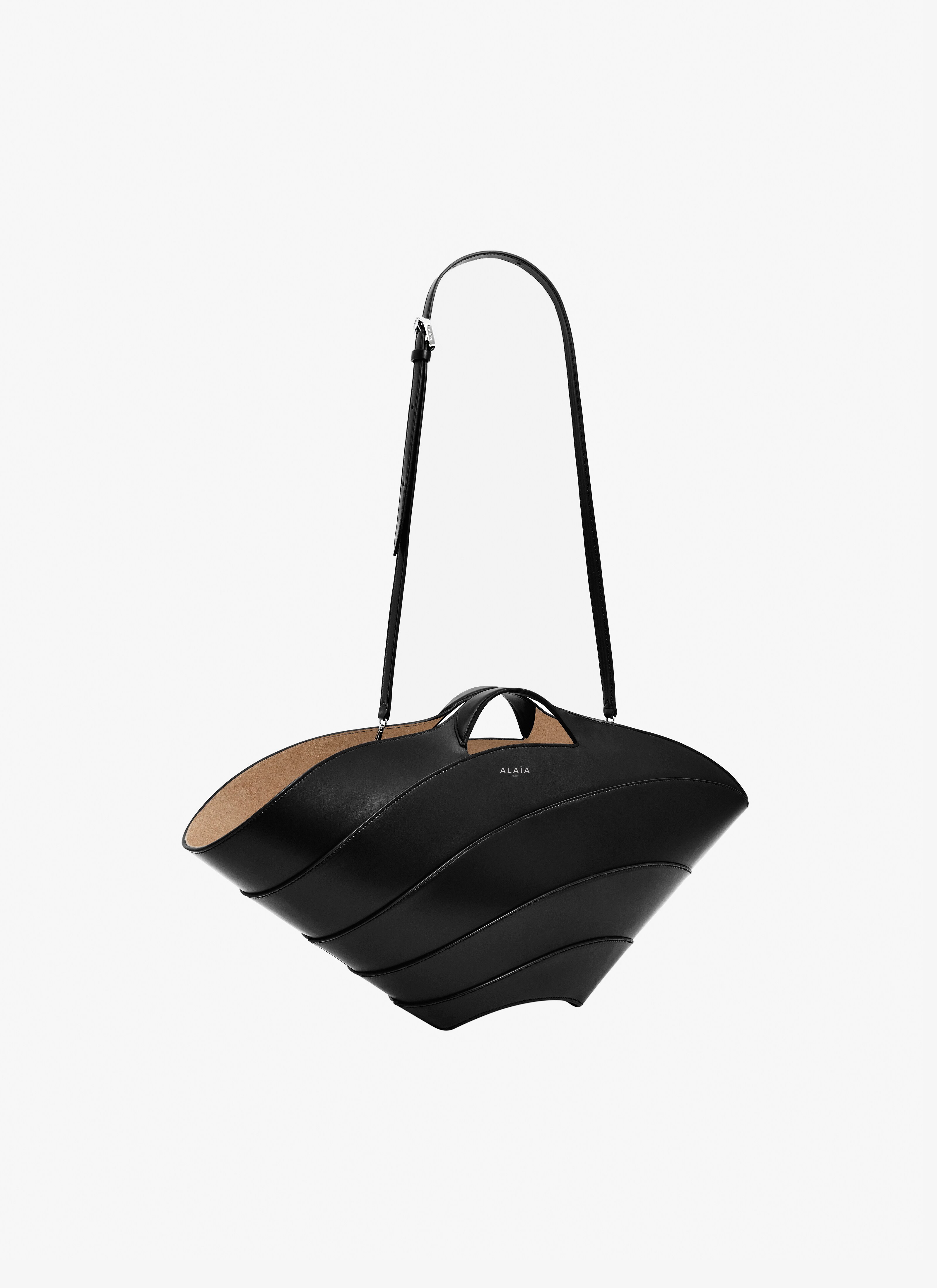 부드러운 광택 송아지 가죽 소재의 카이마 미디엄 백 - maison-alaia.com