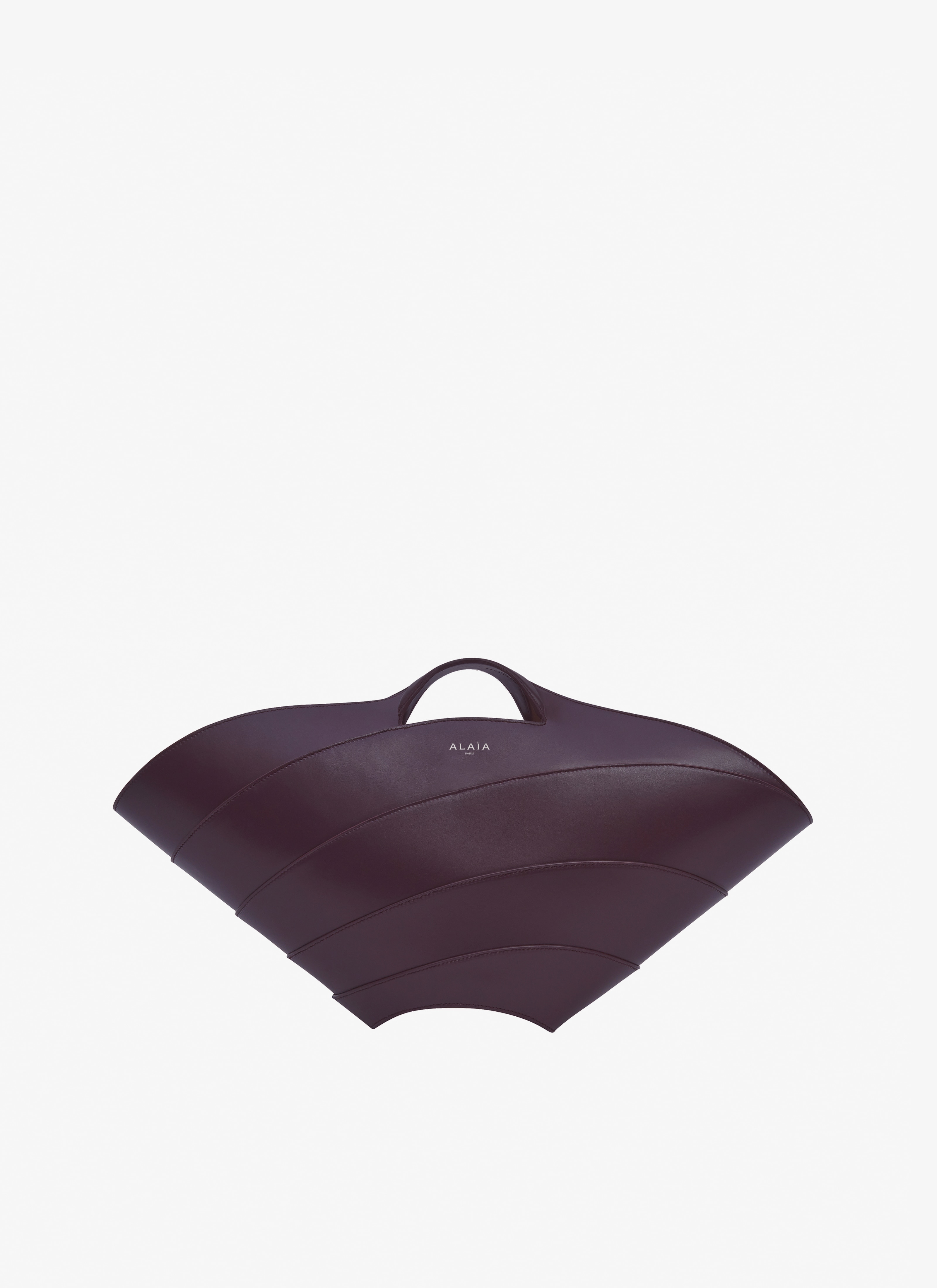 Khaima Medium bag in glossy smooth calfskin - maison-alaia.com