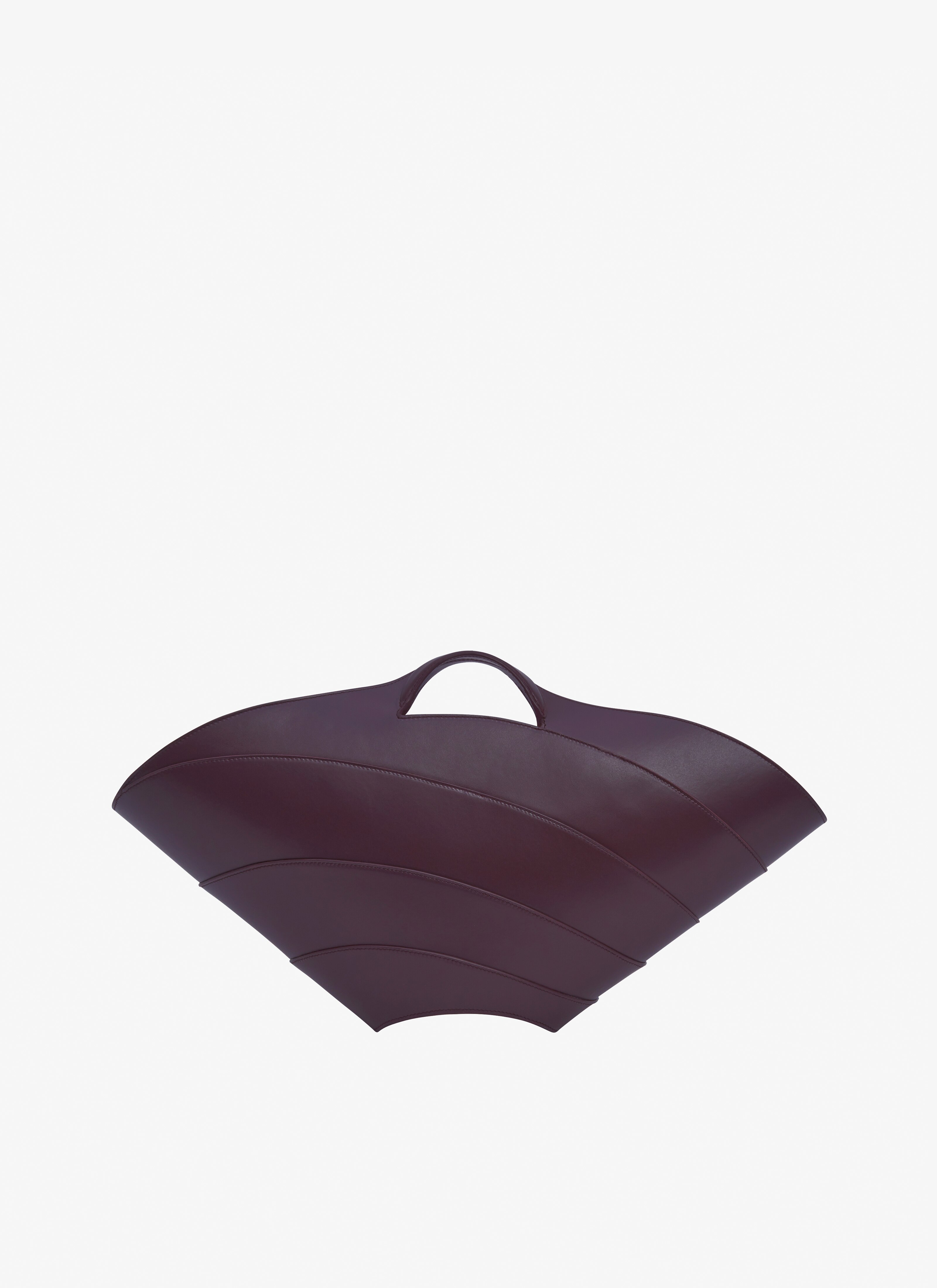 Khaima Medium bag in glossy smooth calfskin - maison-alaia.com