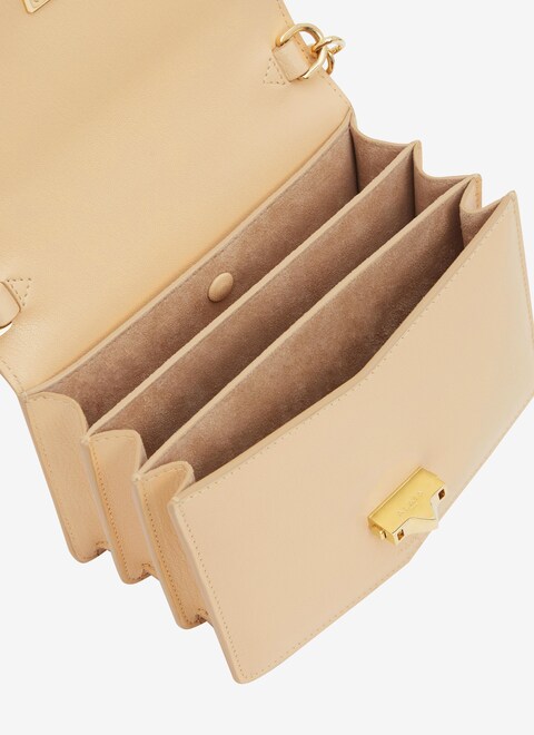 Le Papa with chain small bag in shiny goatskin - maison-alaia.com