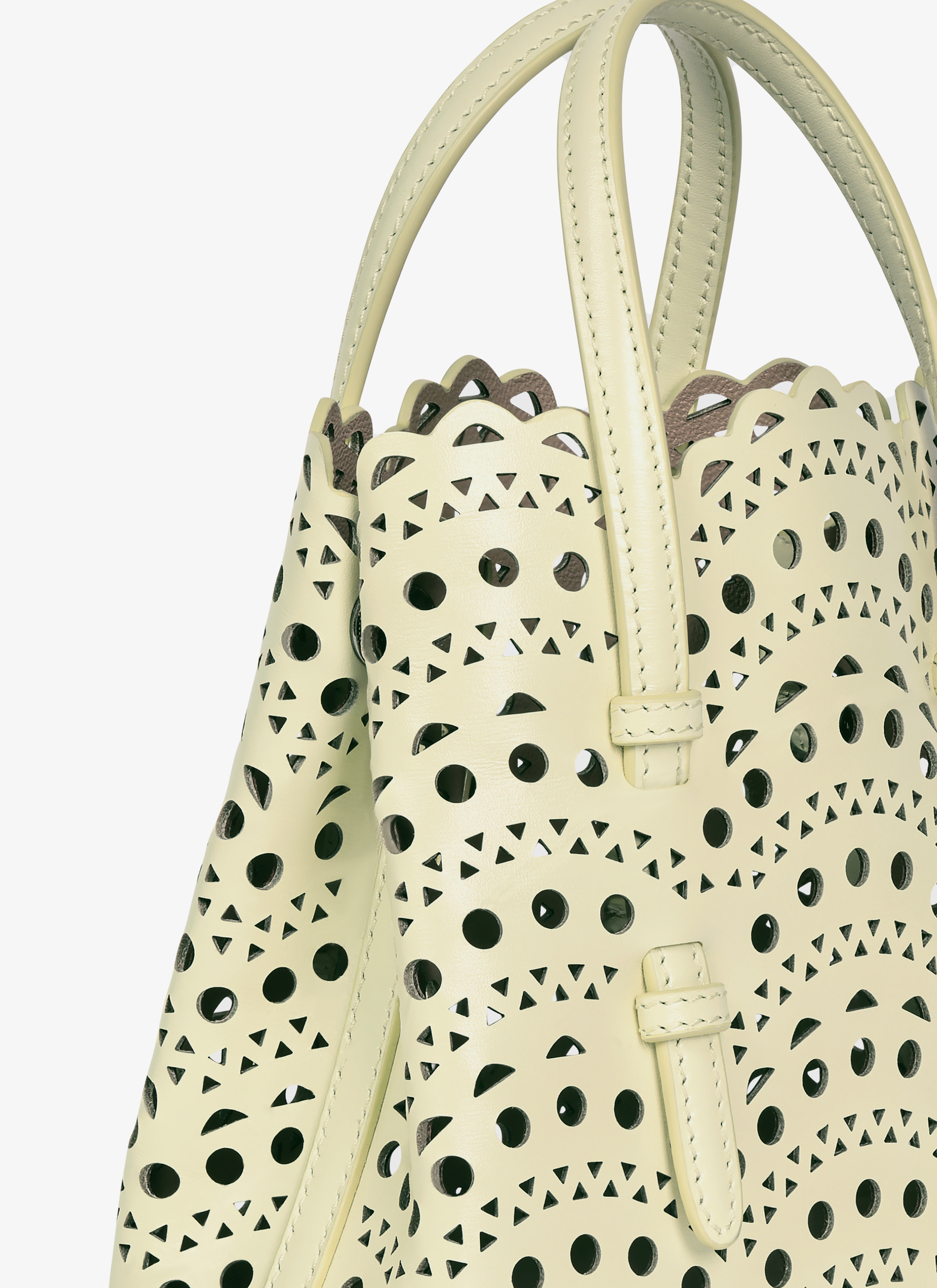 MINA 16 BAG IN VIENNE WAVE LUX CALFSKIN - maison-alaia.com