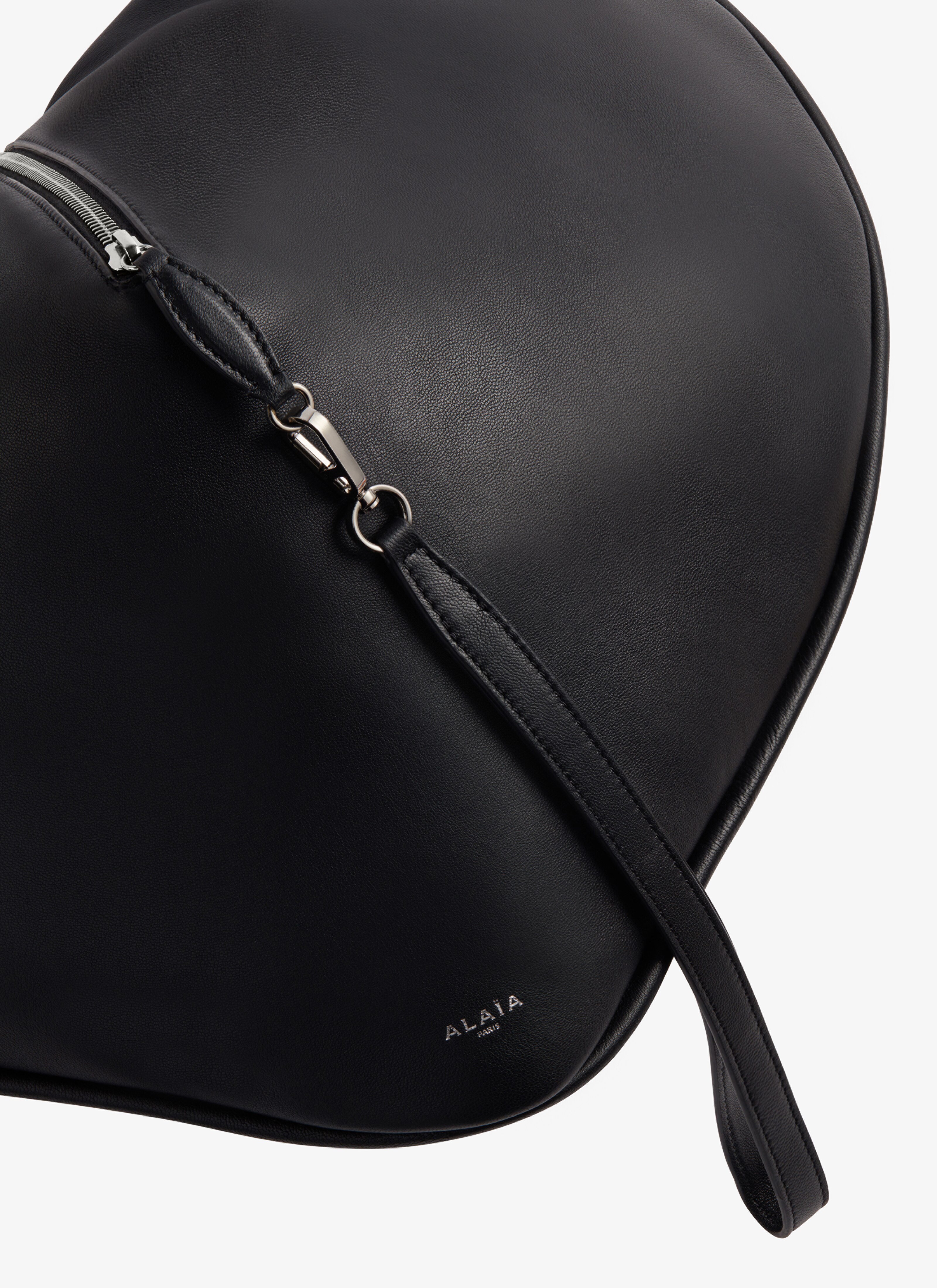 ALAÏA BLACK LE COEUR SOFT POUCH IN LAMBSKIN