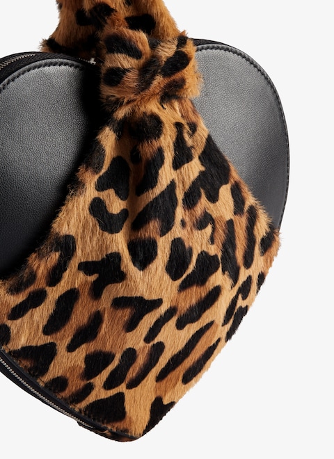 Le Cœur bag in calfskin - maison-alaia.com