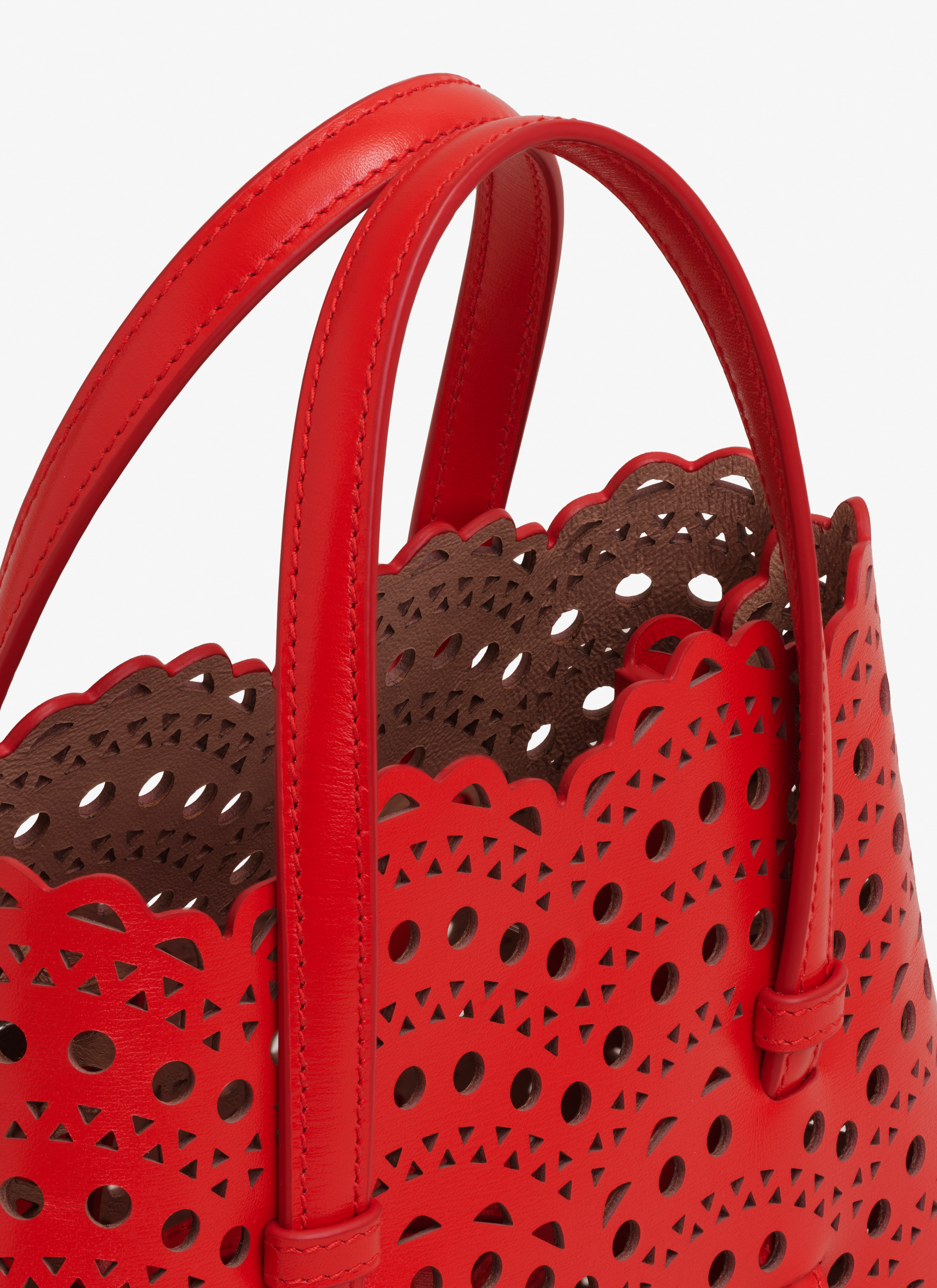 ALAÏA MINA 20 Vienneウェーブ カーフスキン製バッグ
