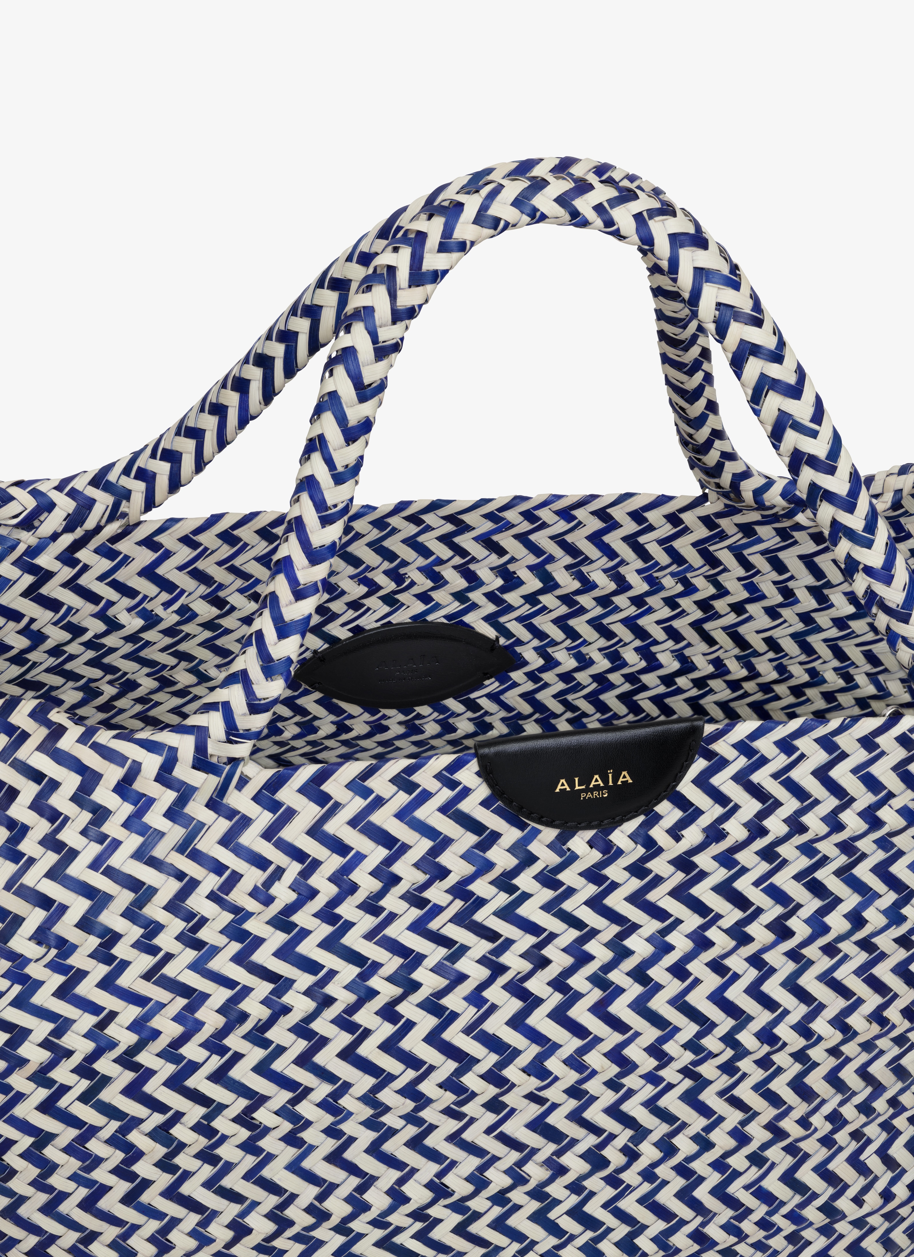 ALAÏA ÍNDIGO BOLSO CESTA QOFFA DE HOJAS DE PALMA