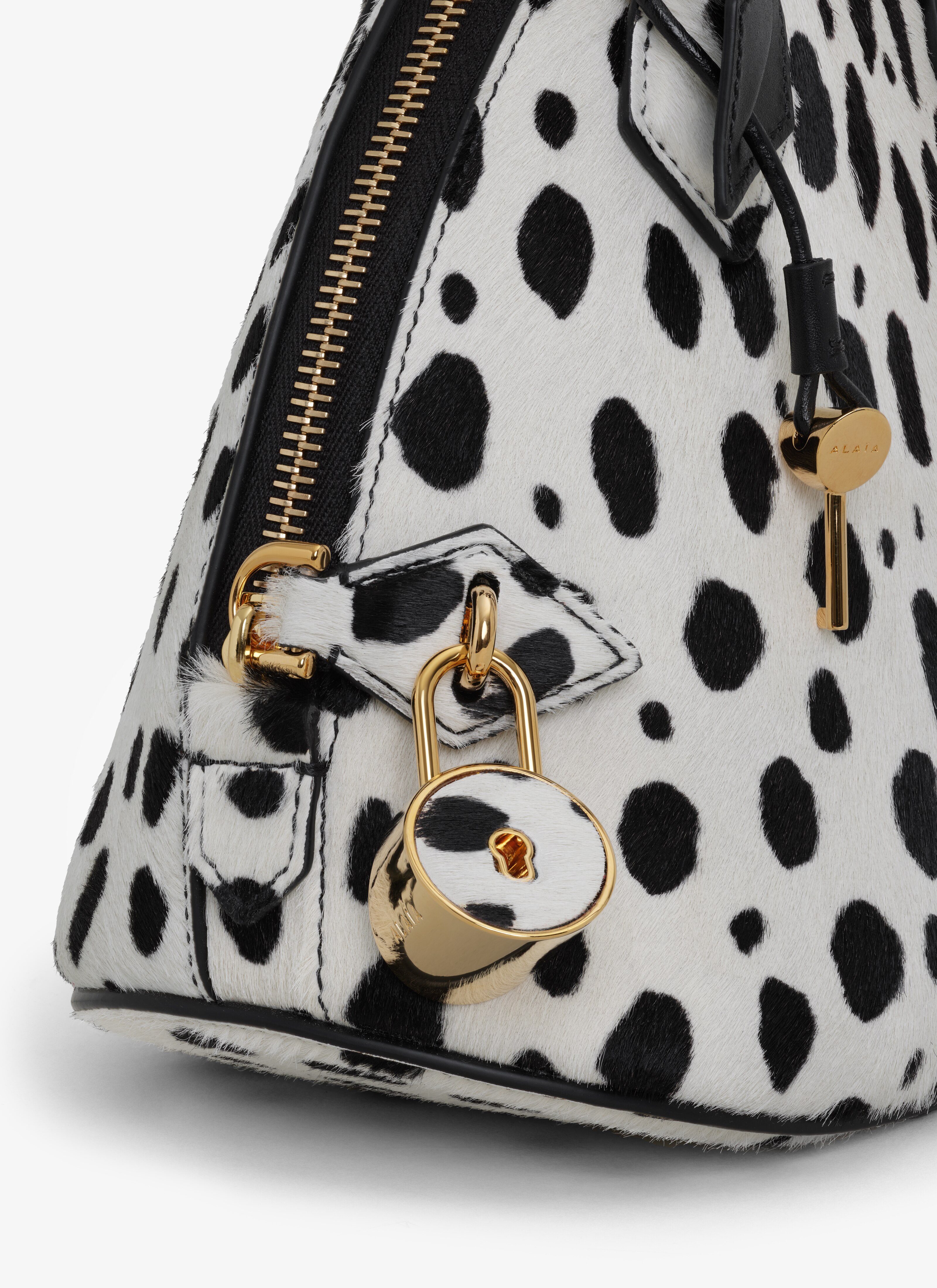 ALAÏA WHITE/BLACK DOME 25 BAG IN CALFSKIN