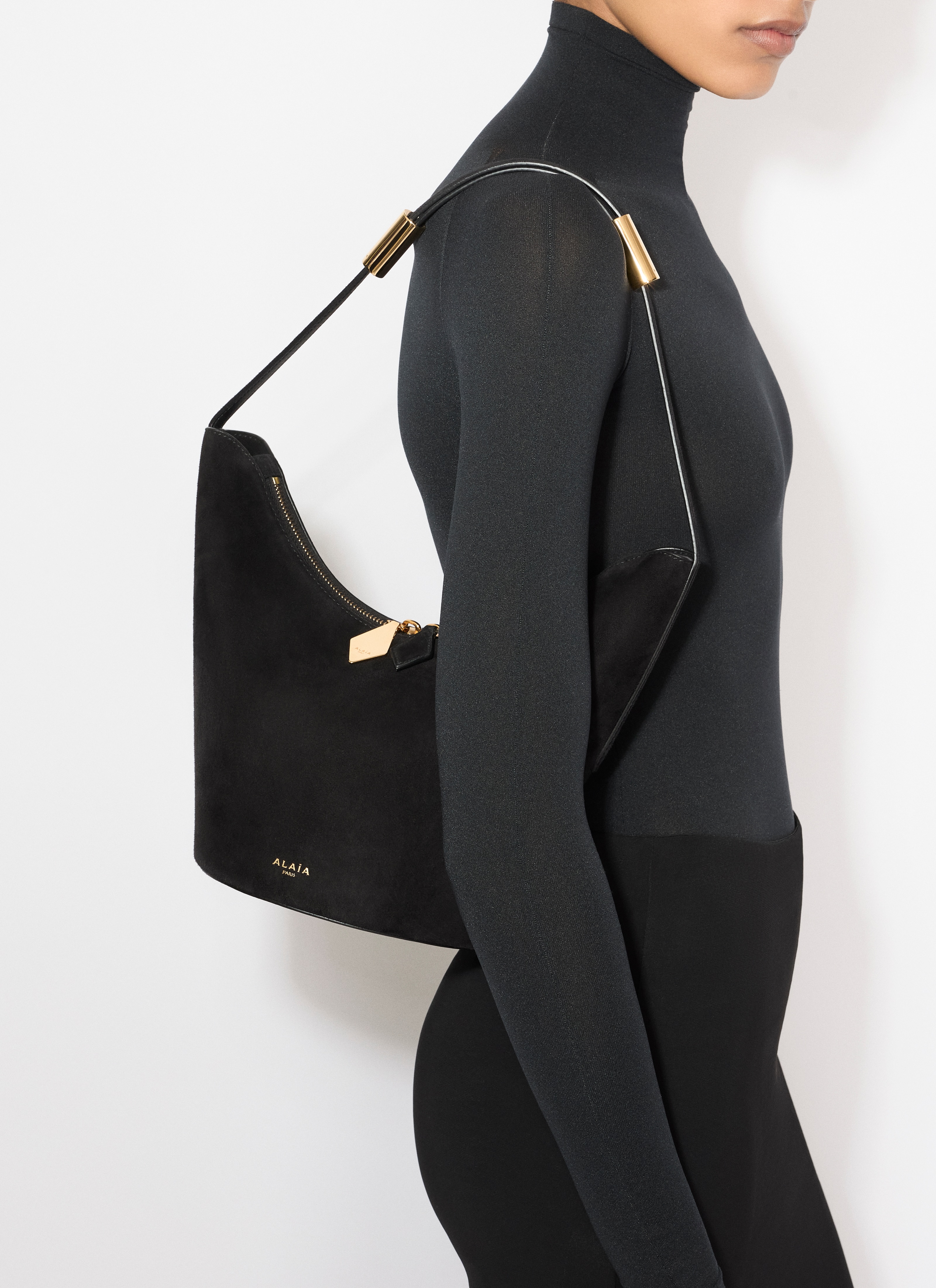 ALAÏA 블랙 염소가죽 스웨이드 및 송아지 가죽 소재 SHAPE 스몰 백