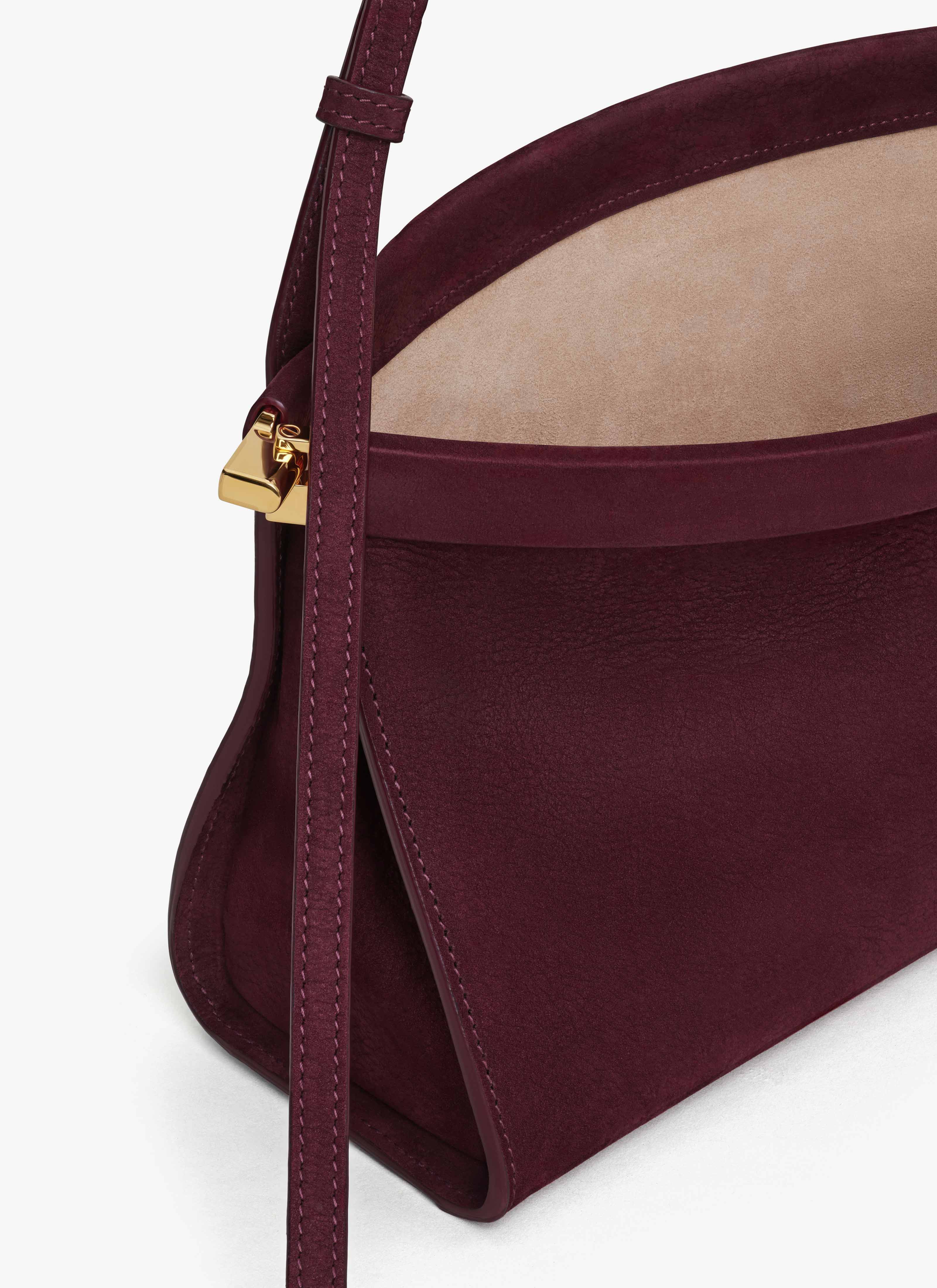 ALAÏA ROJO OSCURO BOLSO MEDIANO LE CLICK EAST WEST DE NOBUCK