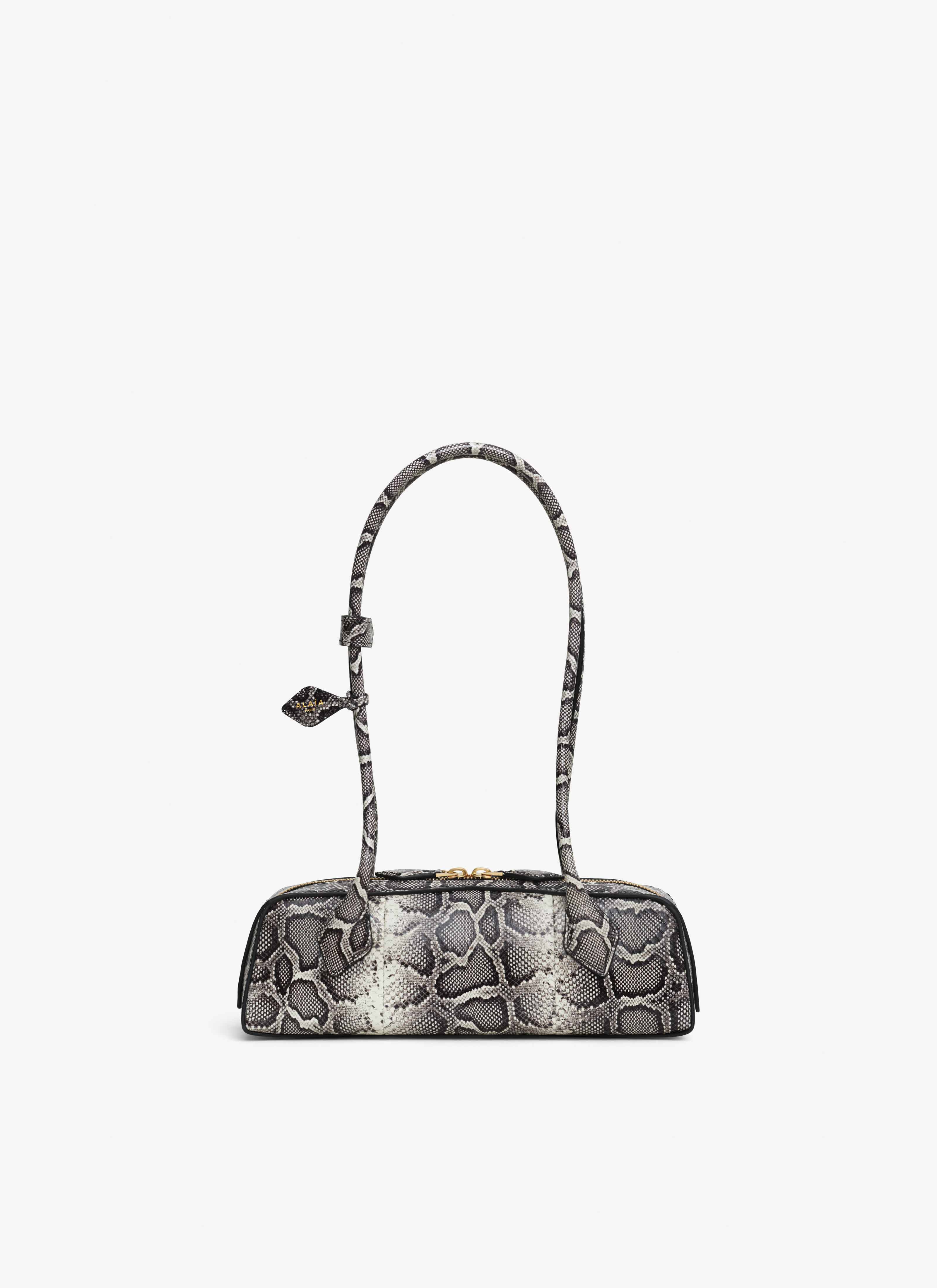 ALAÏA WHITE/BLACK LE TECKEL SMALL BAG IN AYERS LEATHER