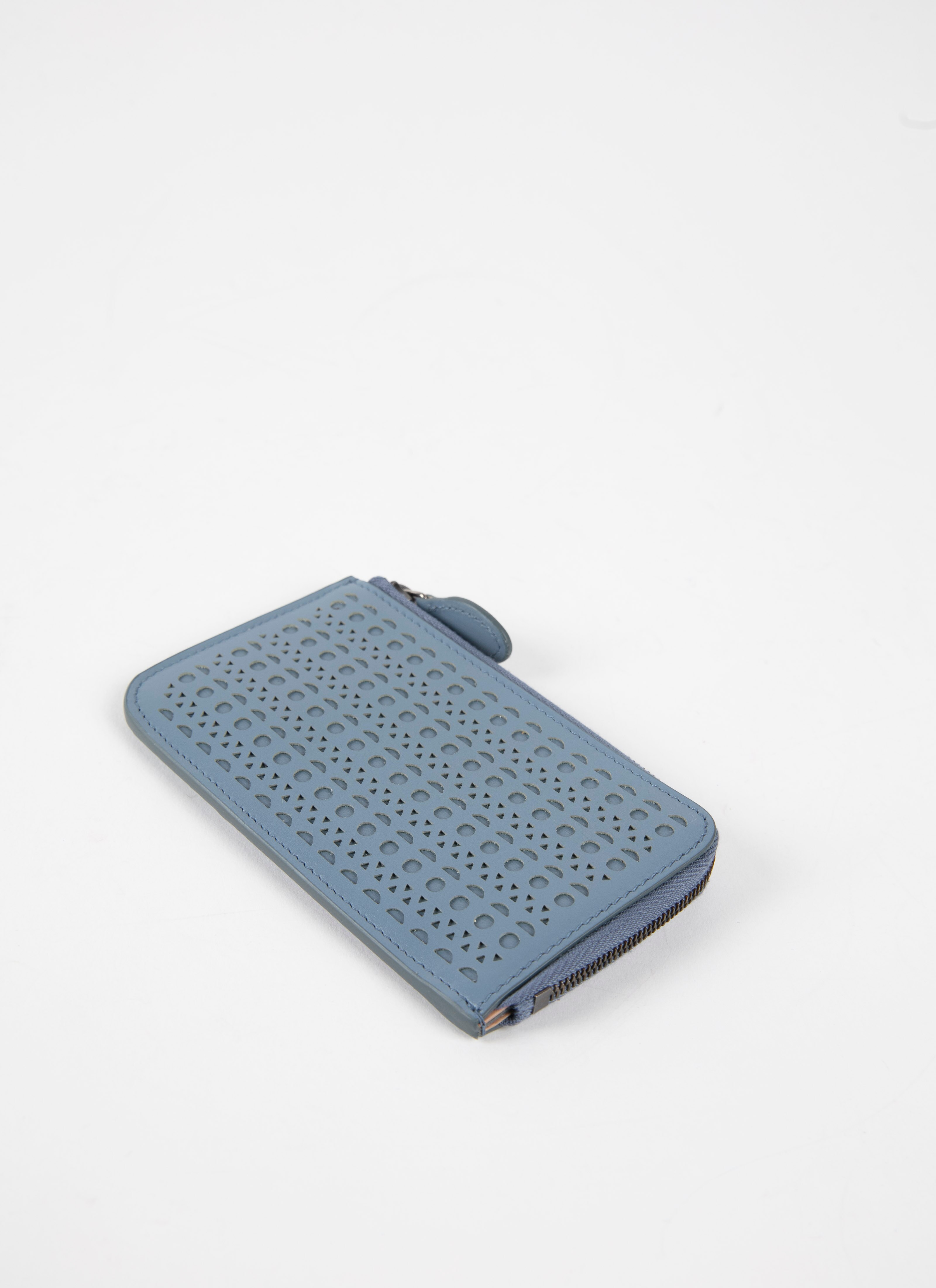 ALAÏA SEA MIST ZIPPED OPENWORK LEATHER CARDHOLDER
