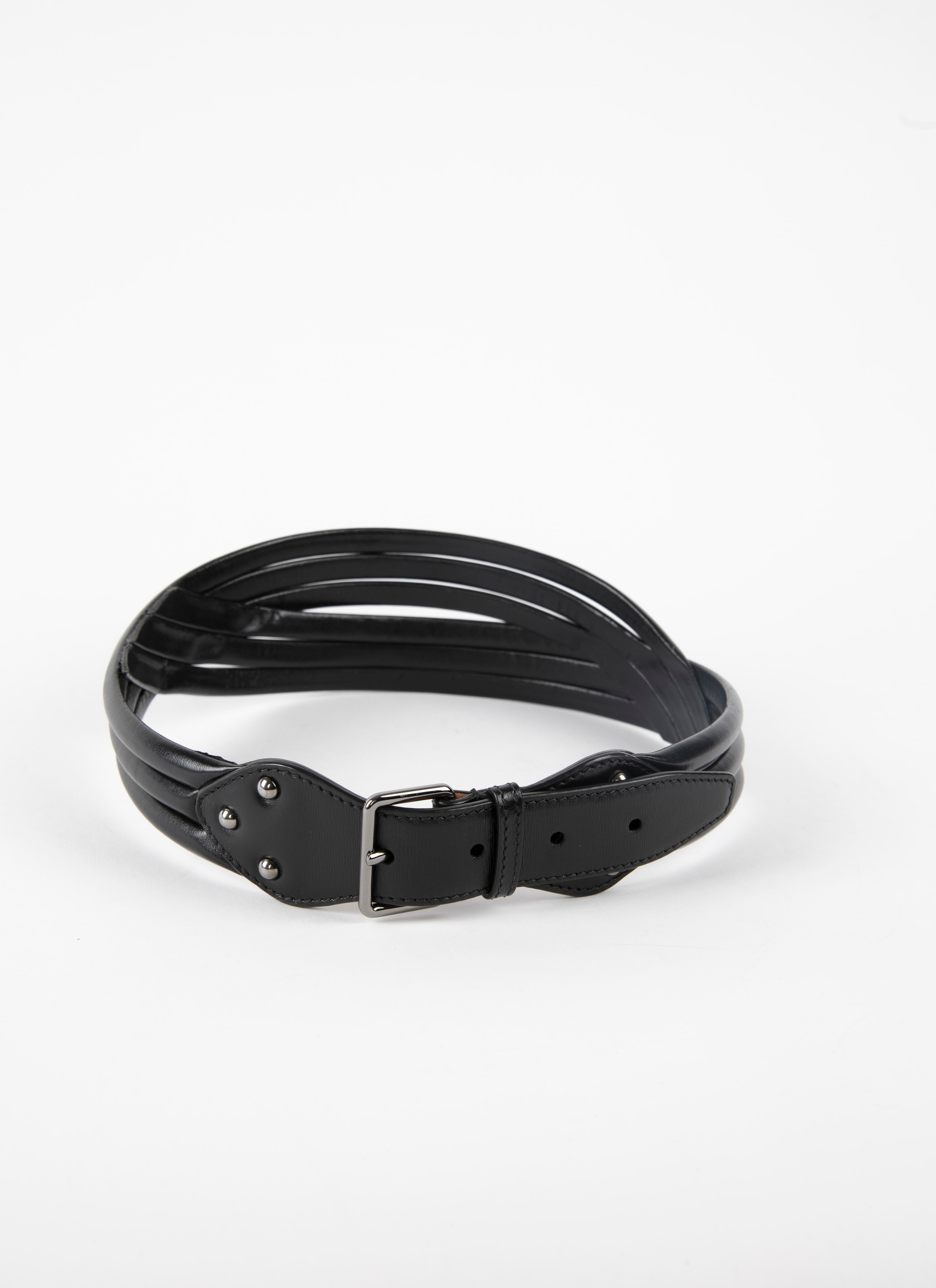 Belts maison-alaia.com