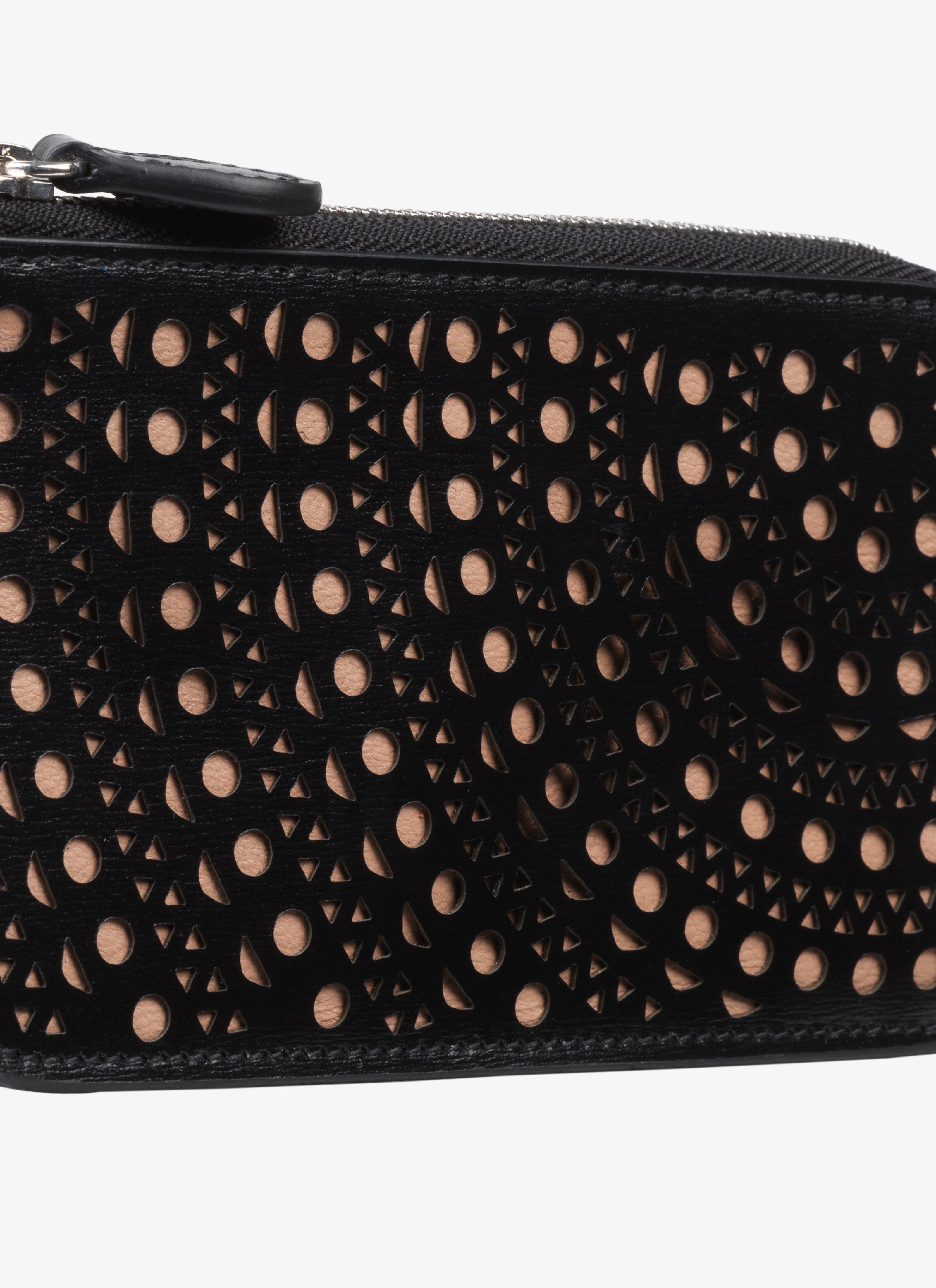 ALAÏA BLACK/SAND ZIPPED OPENWORK LEATHER CARDHOLDER