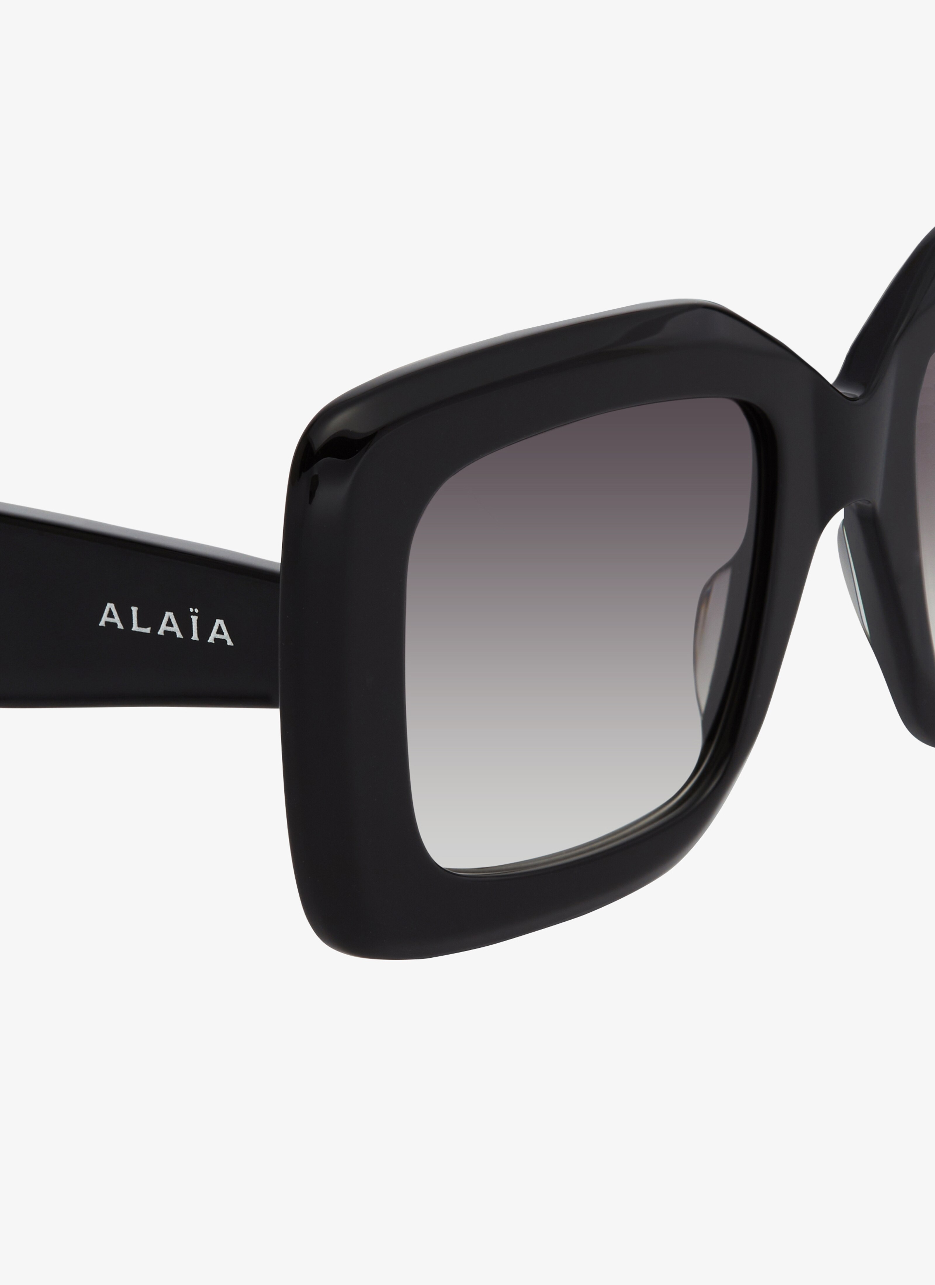 ALAÏA BLACK SQUARED SUNGLASSES