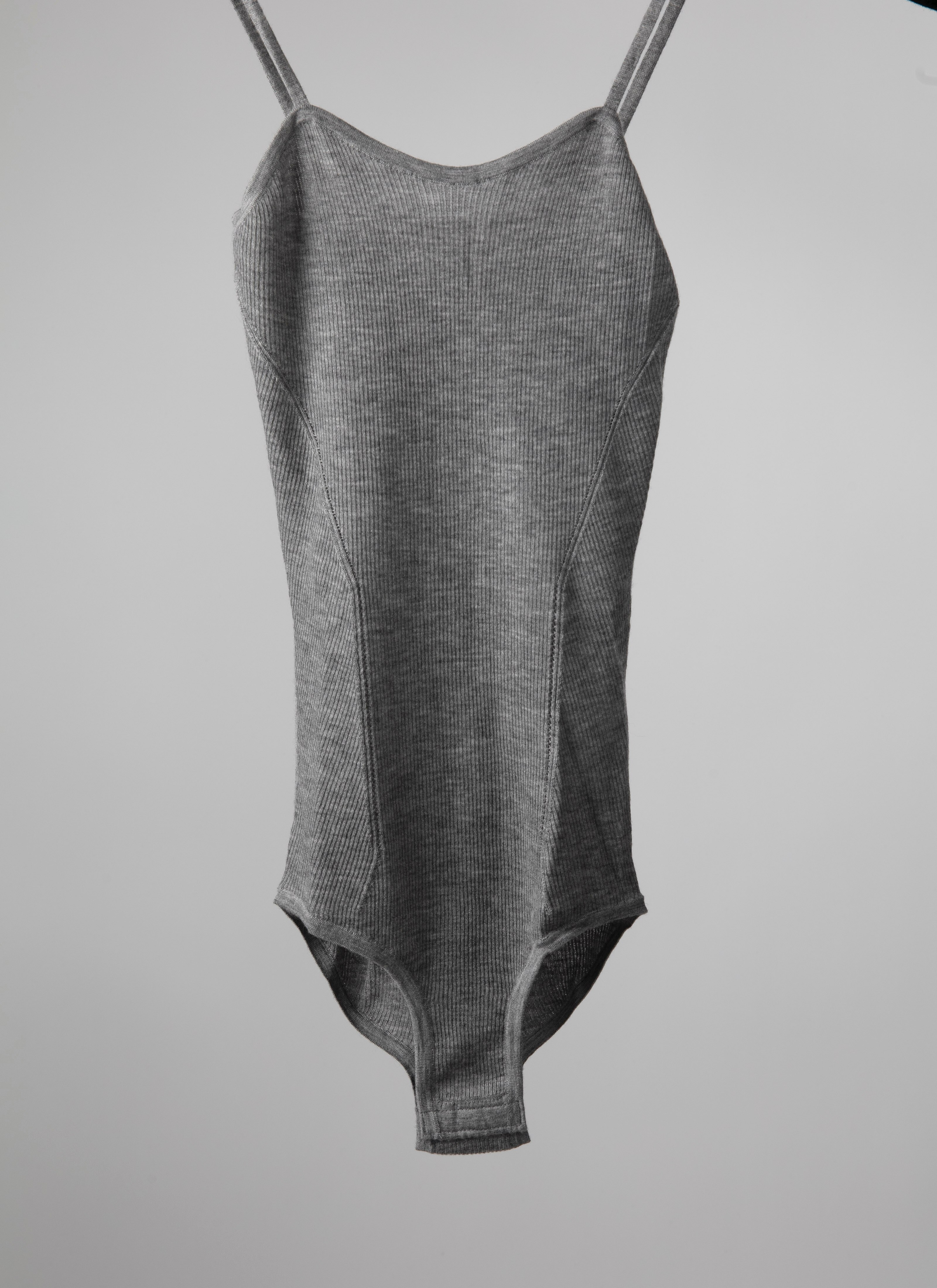 ALAÏA GRAY BODIES