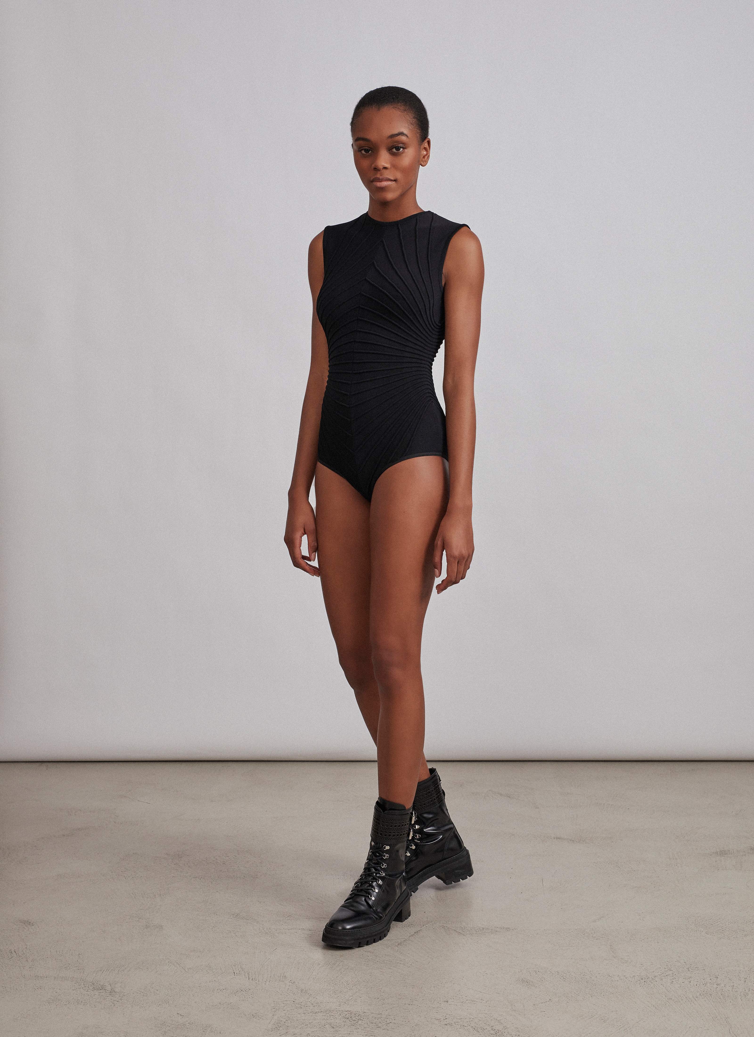 ALAÏA オットマン ニット ノースリーブ ボディスーツ | ボディ
