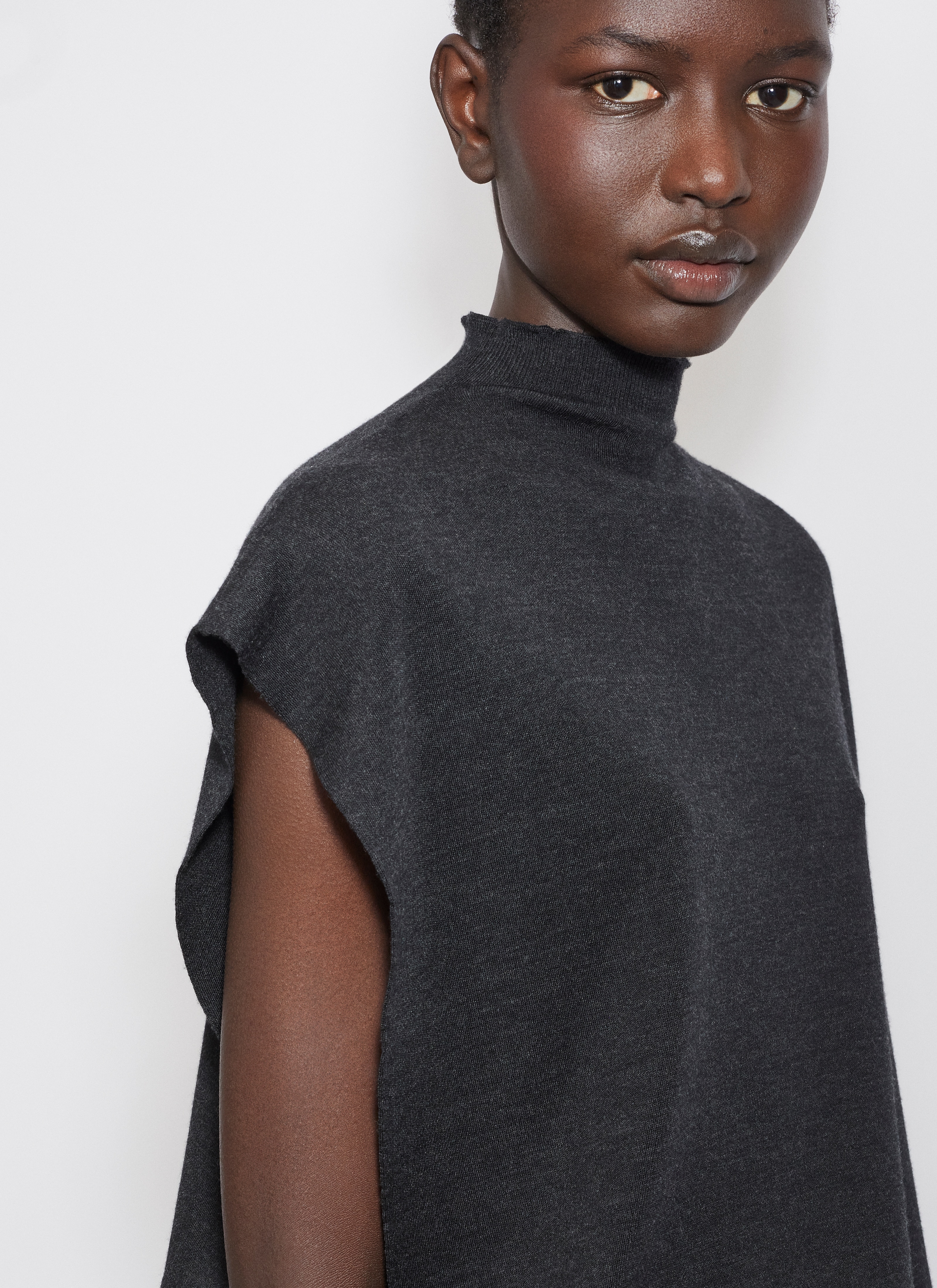 ALAÏA SCHWARZ QUADRATISCHER STRICKBODY
