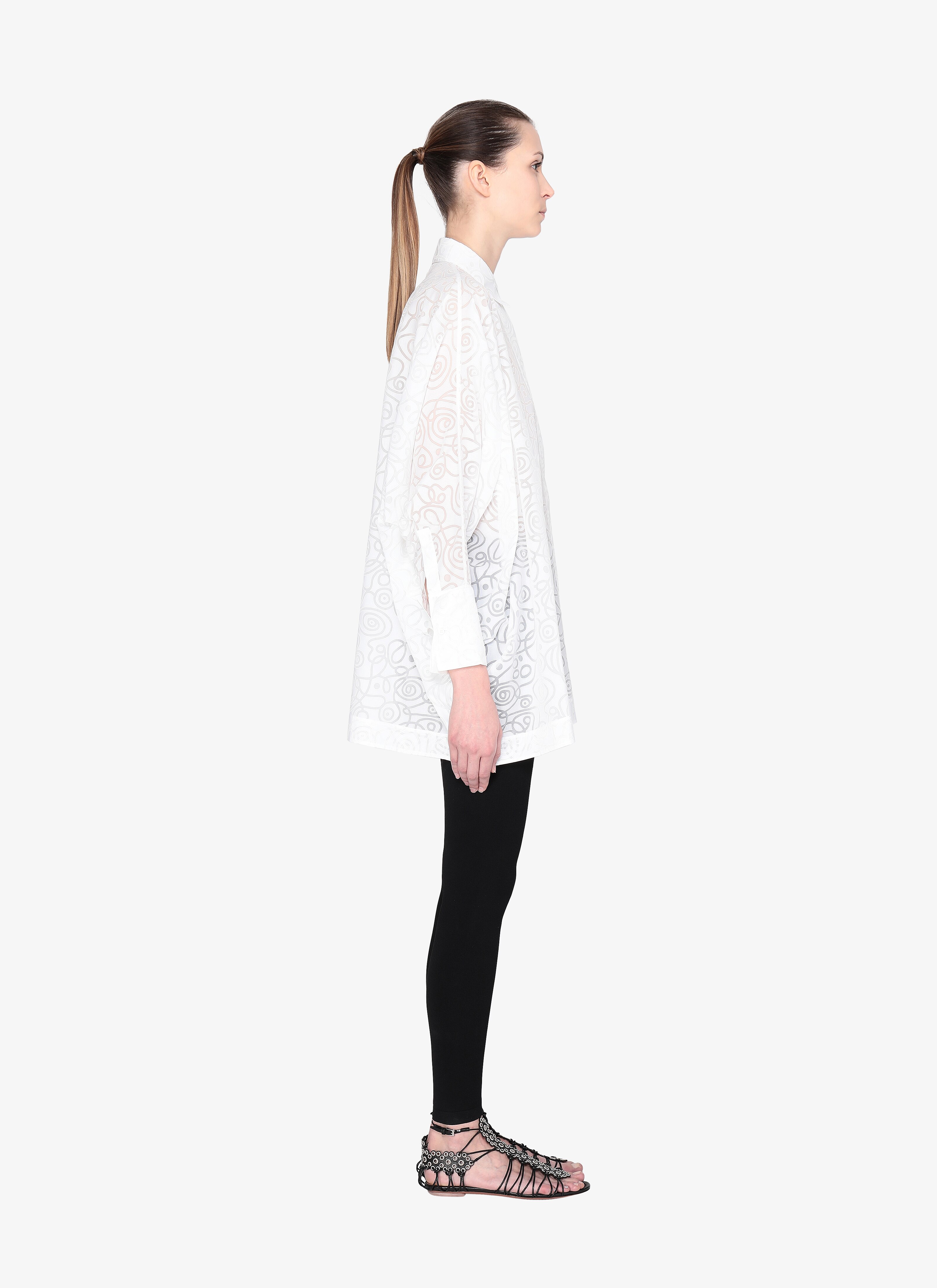 Cotton Shirt
Cotton Shirt
- maison-alaia.com