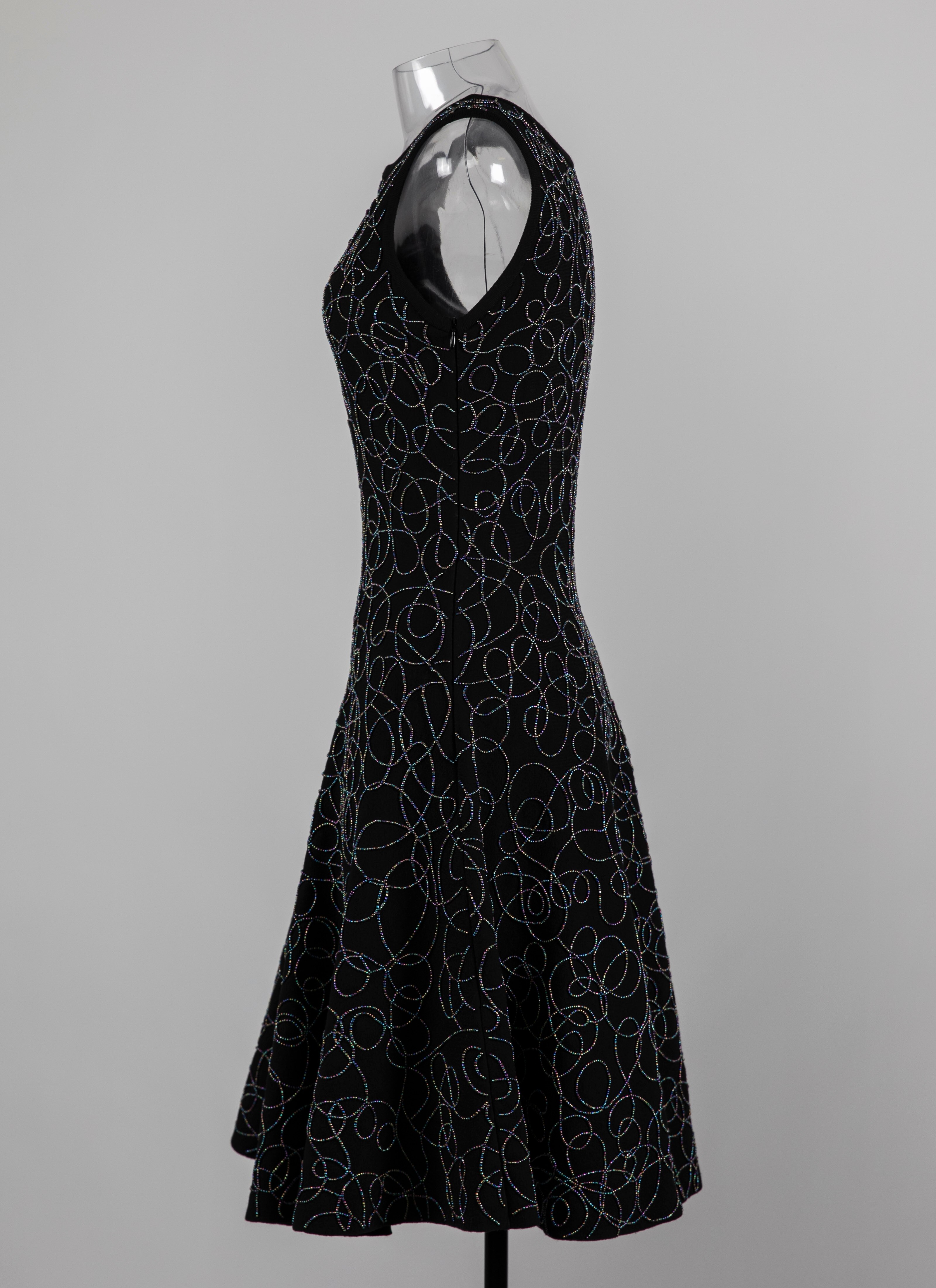 Wool-Blend Abstract Midi Dress Wool-Blend Abstract Midi Dress - maison-alaia.com