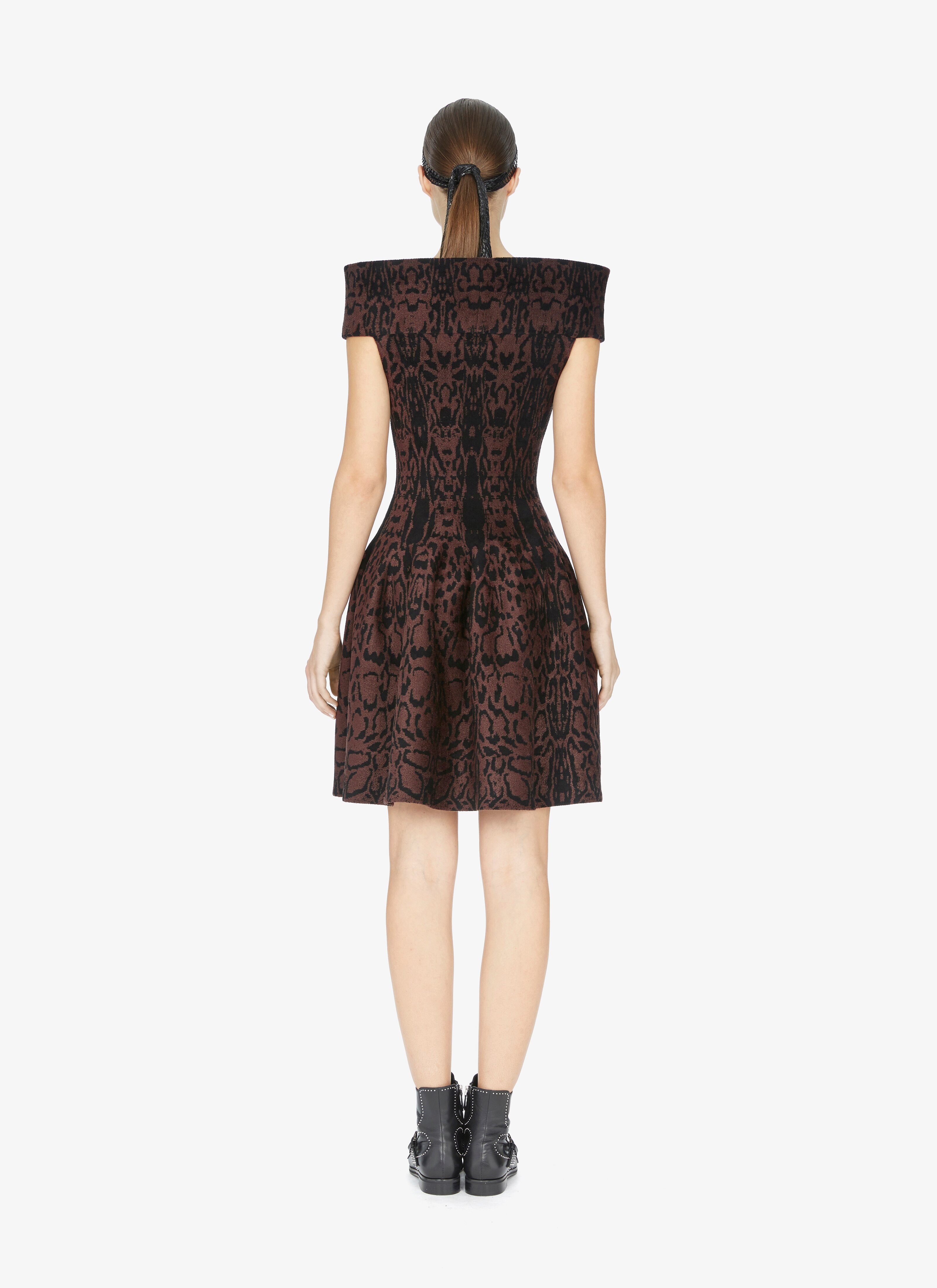 Off-The-Shoulder Dress Off-The-Shoulder Dress - maison-alaia.com