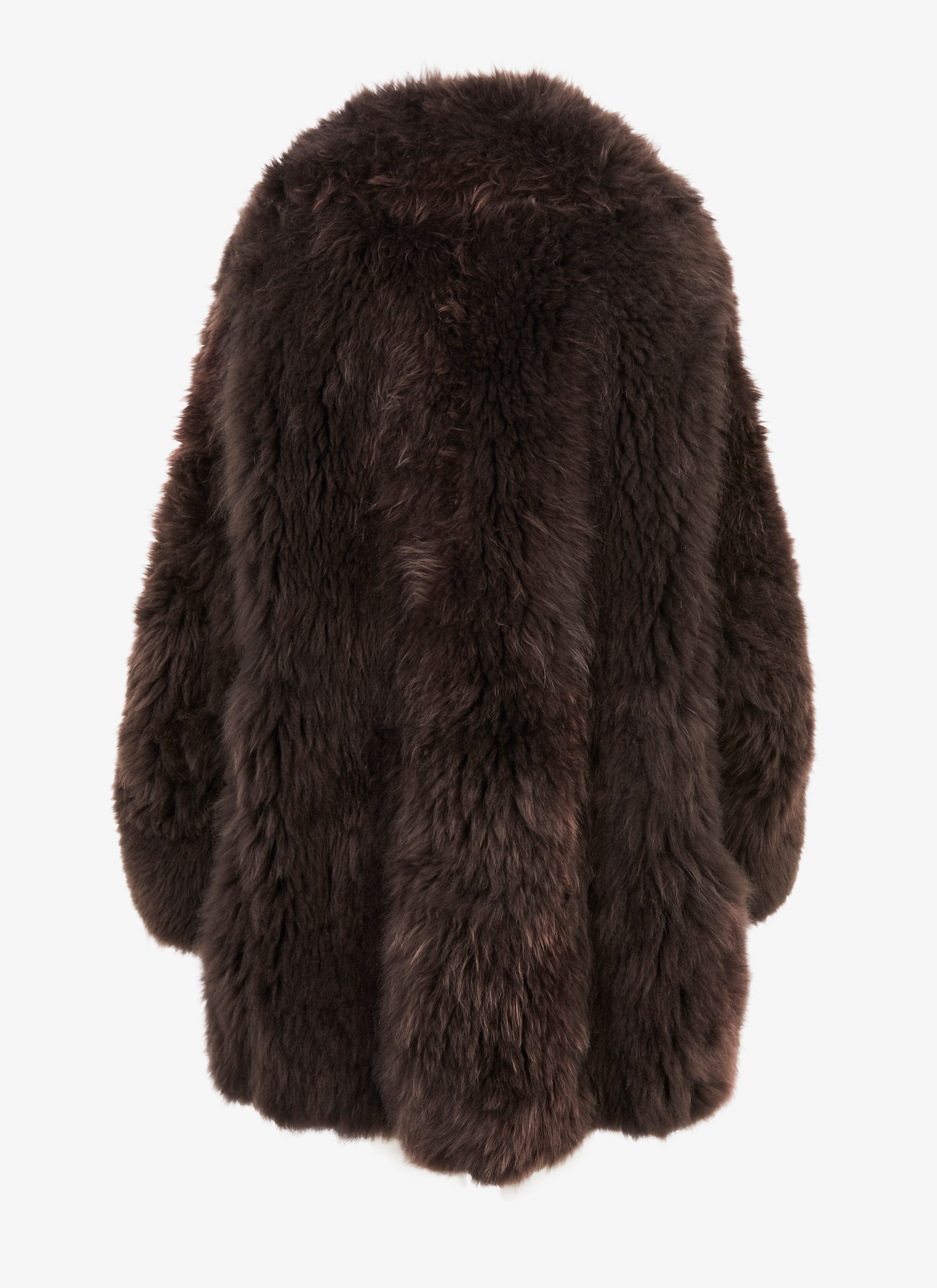 Enveloping Cashmere Coat
Enveloping Cashmere Coat
- maison-alaia.com