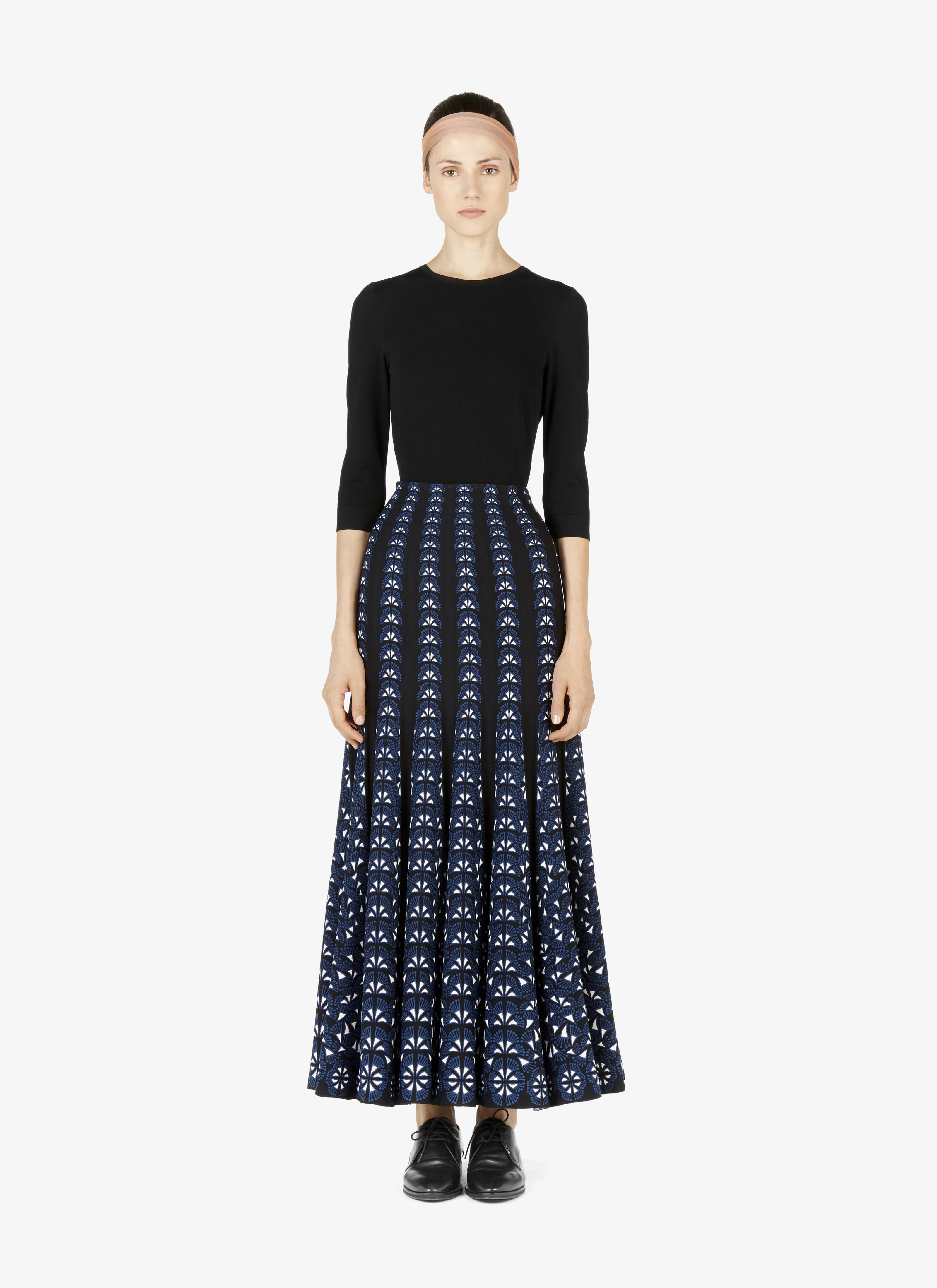 ALAÏA 블랙 오픈 백 스타일 바디 수트
