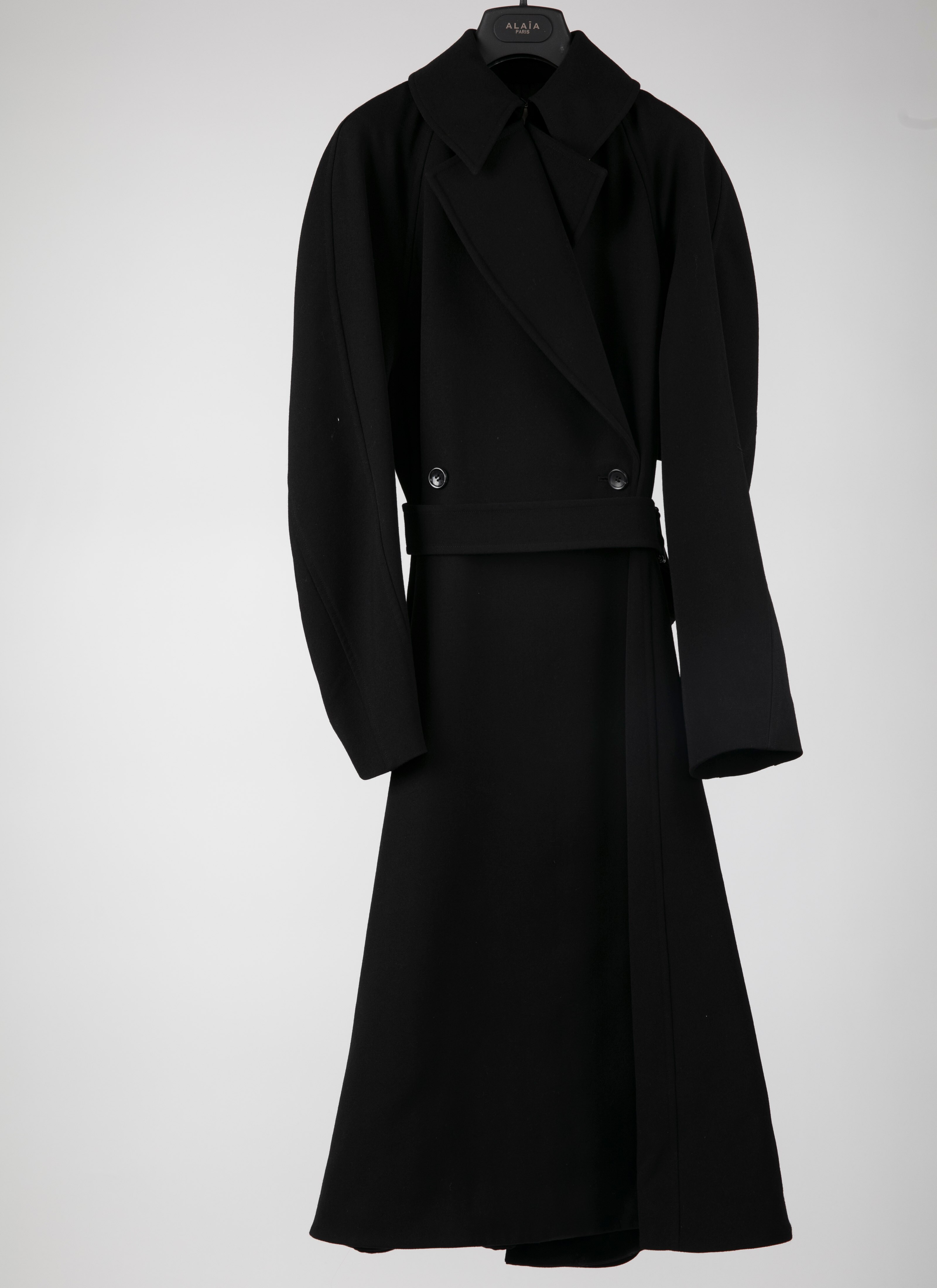ALAÏA BLACK COATS