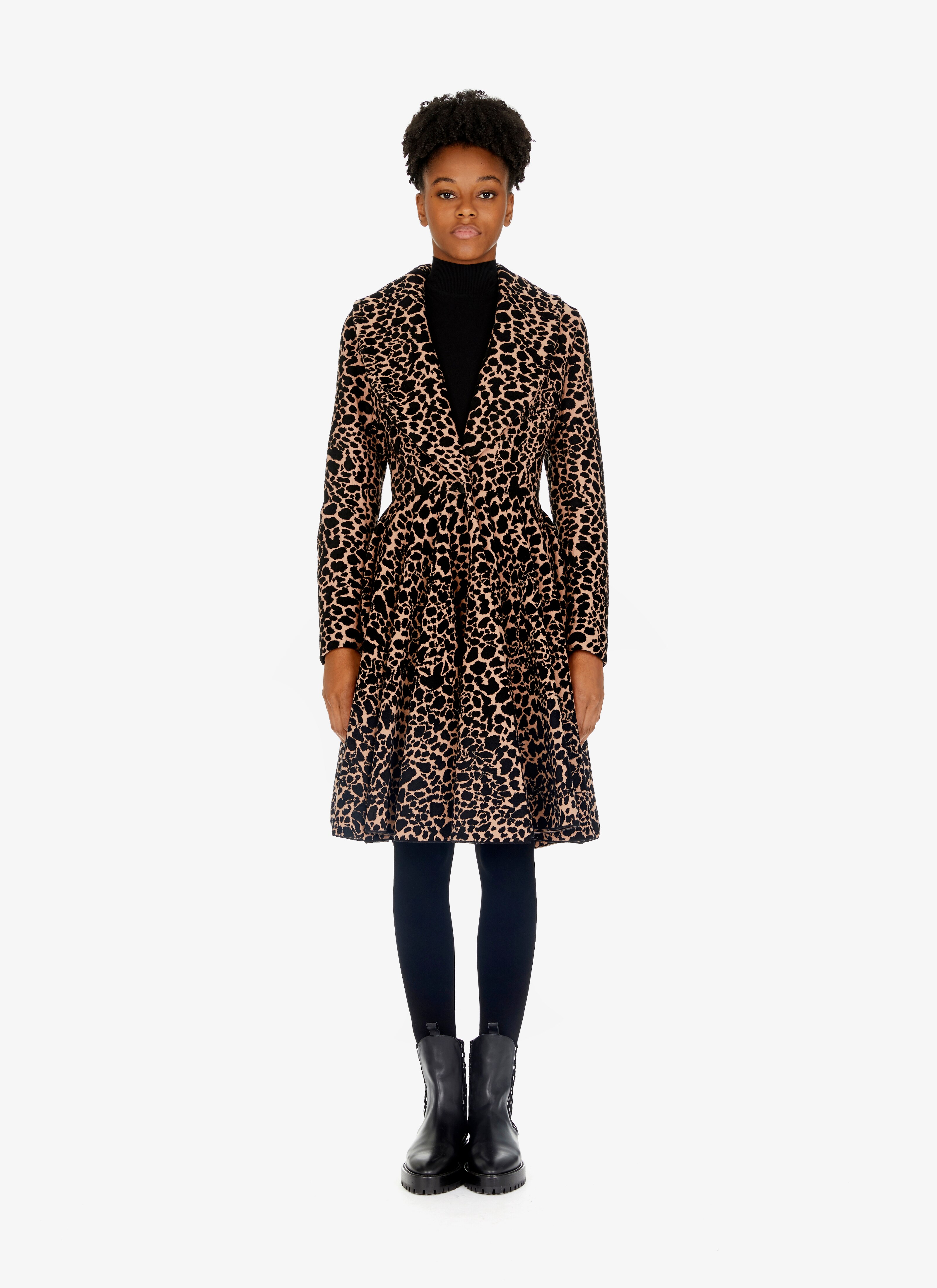ALAÏA BLACK/NUDE PANTHER VELVET JACQUARD FITTED COAT