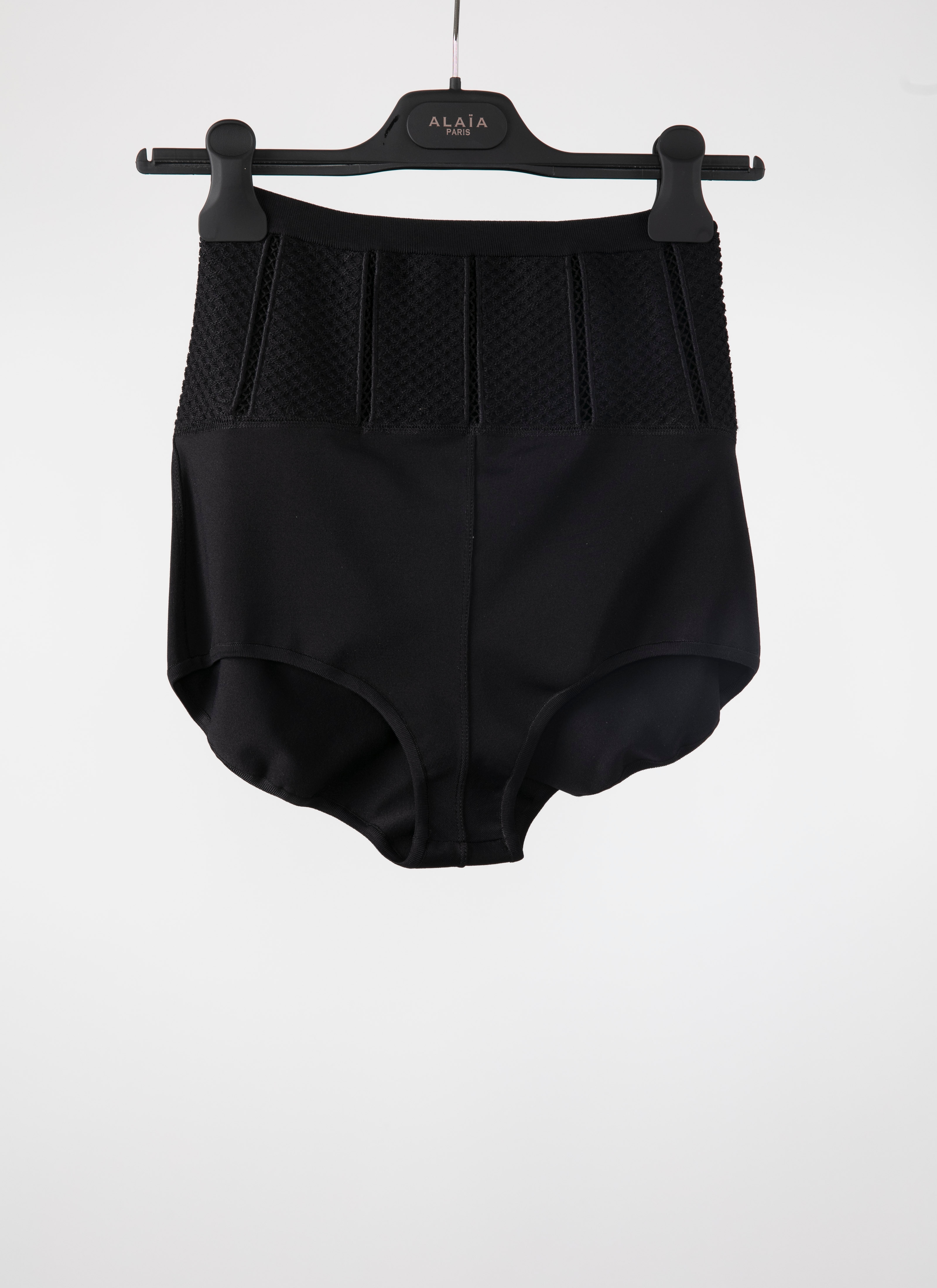 ALAÏA BLACK BODIES