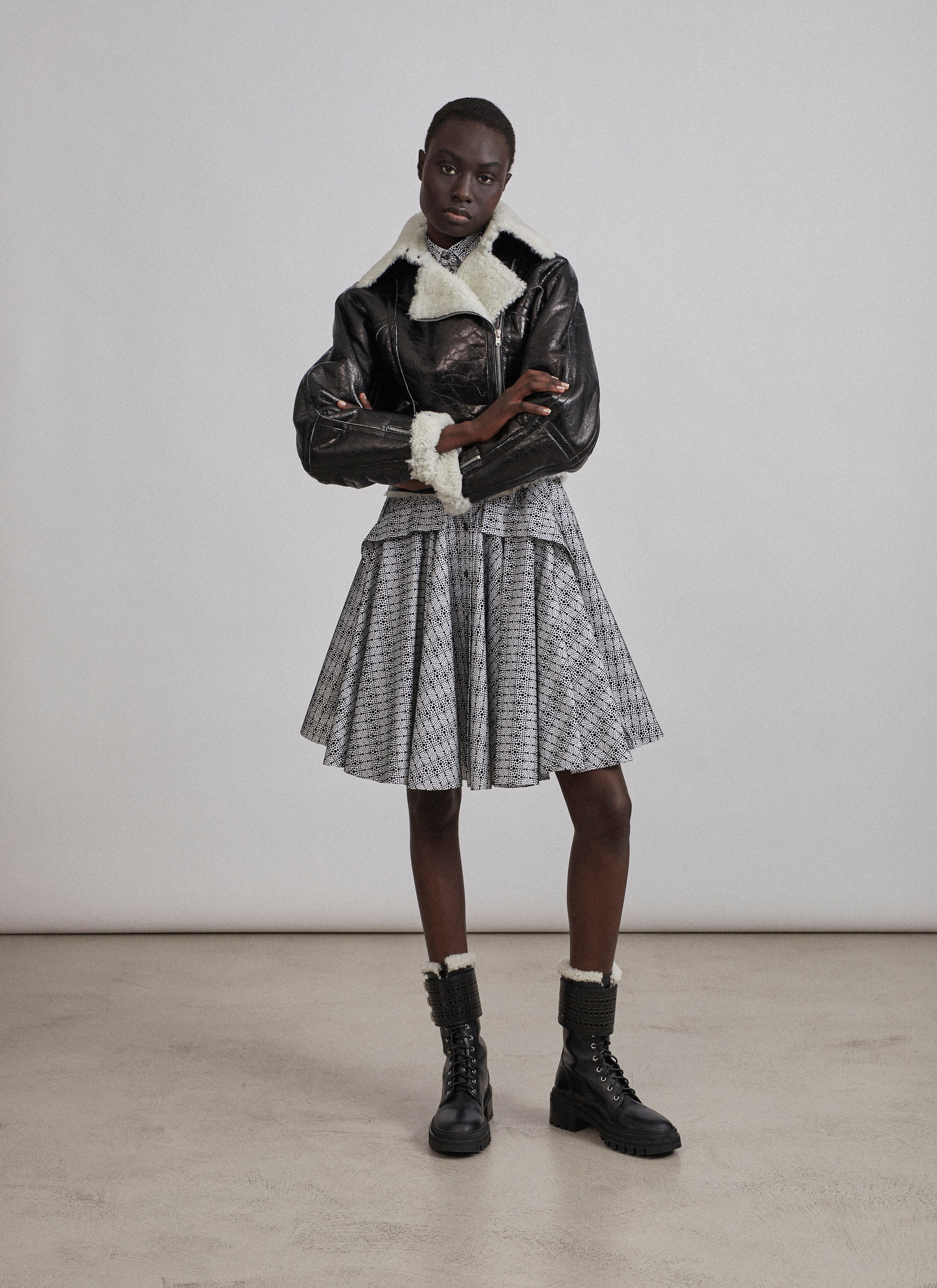 ALAÏA WHITE/BLACK DRESSES