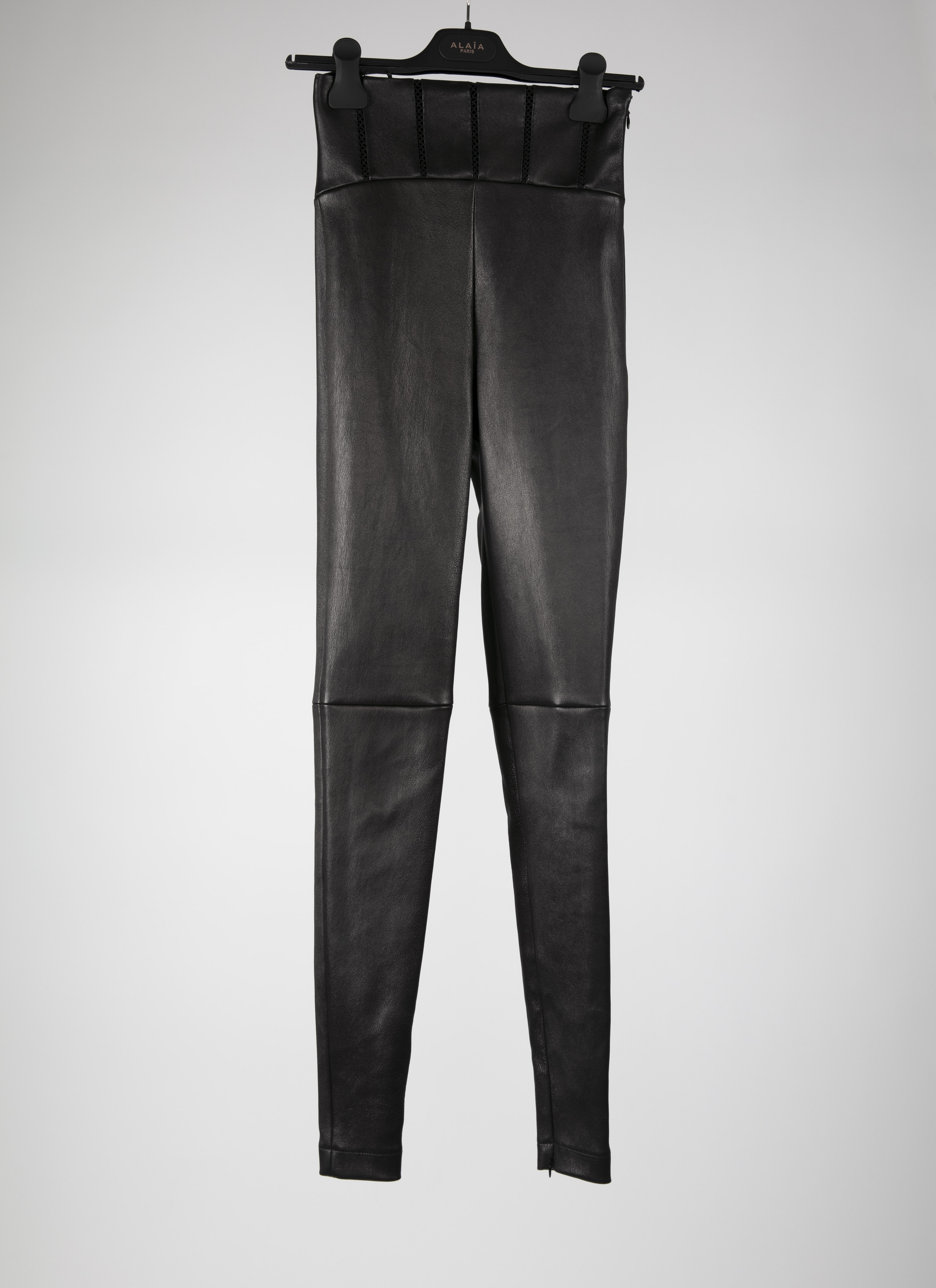 ALAÏA BLACK BODIES