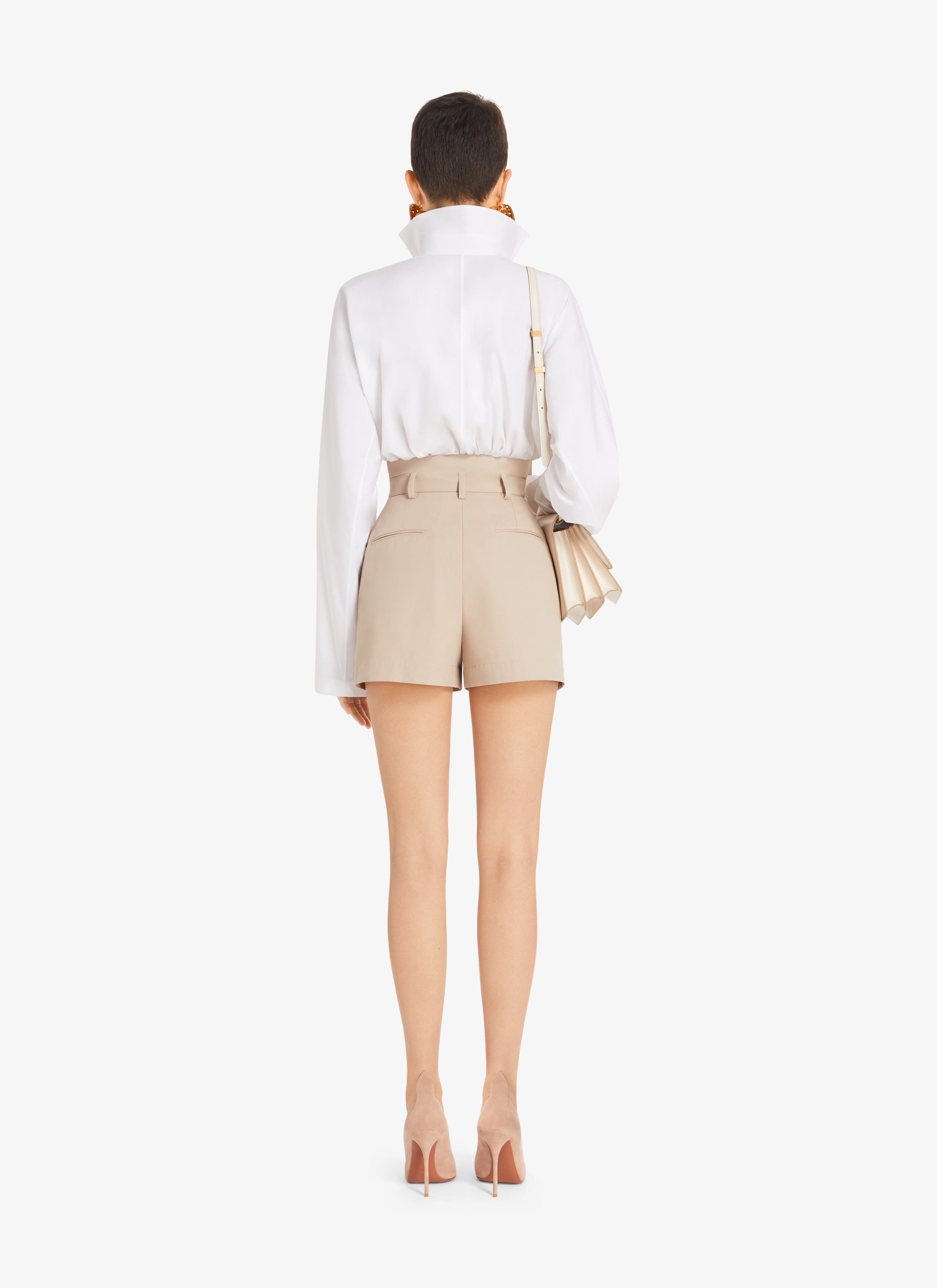 ALAÏA LIGHT BEIGE HIGH-WAIST COTTON GABARDINE SHORTS