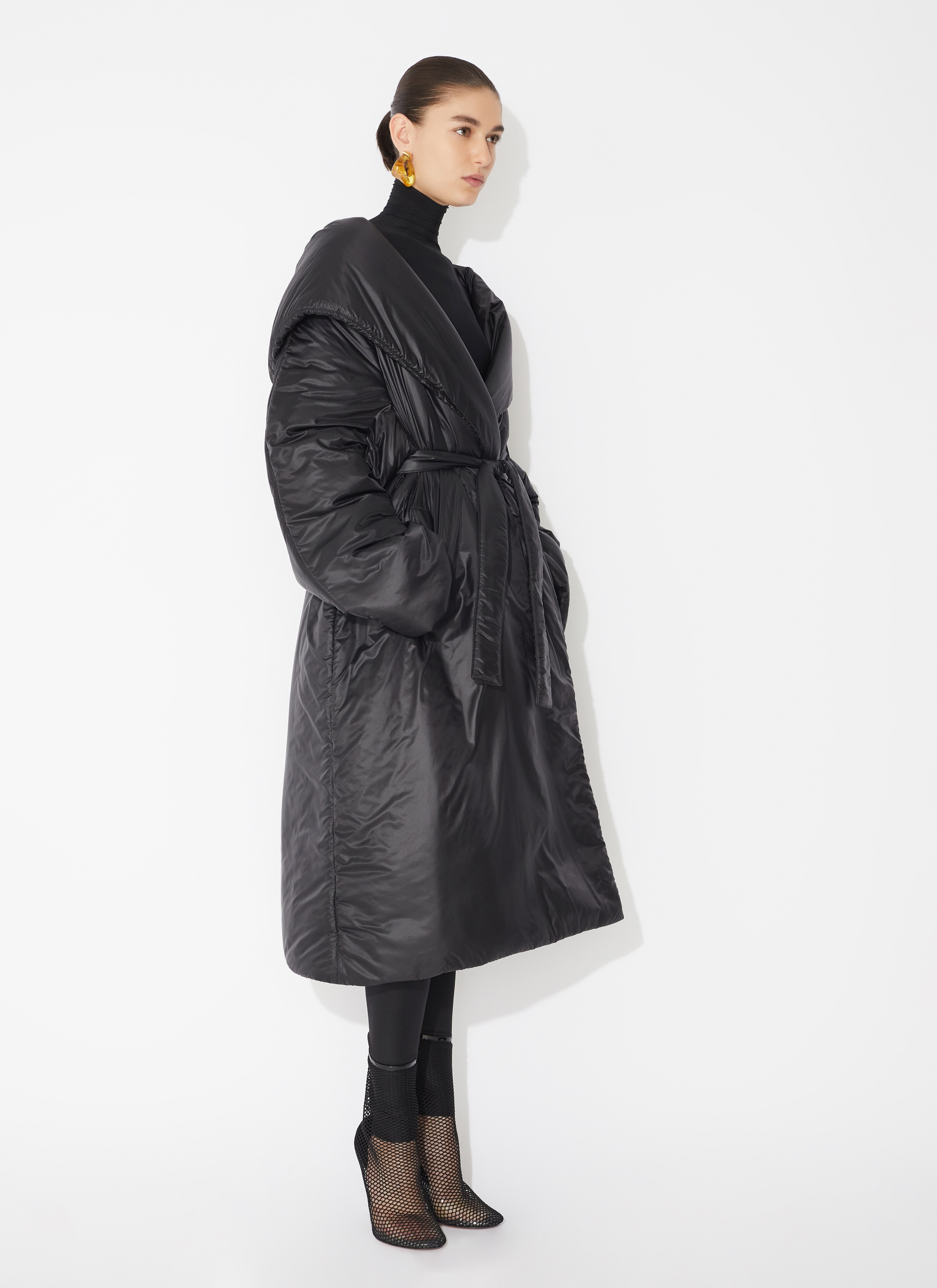 ALAÏA BLACK TRAVEL COAT 