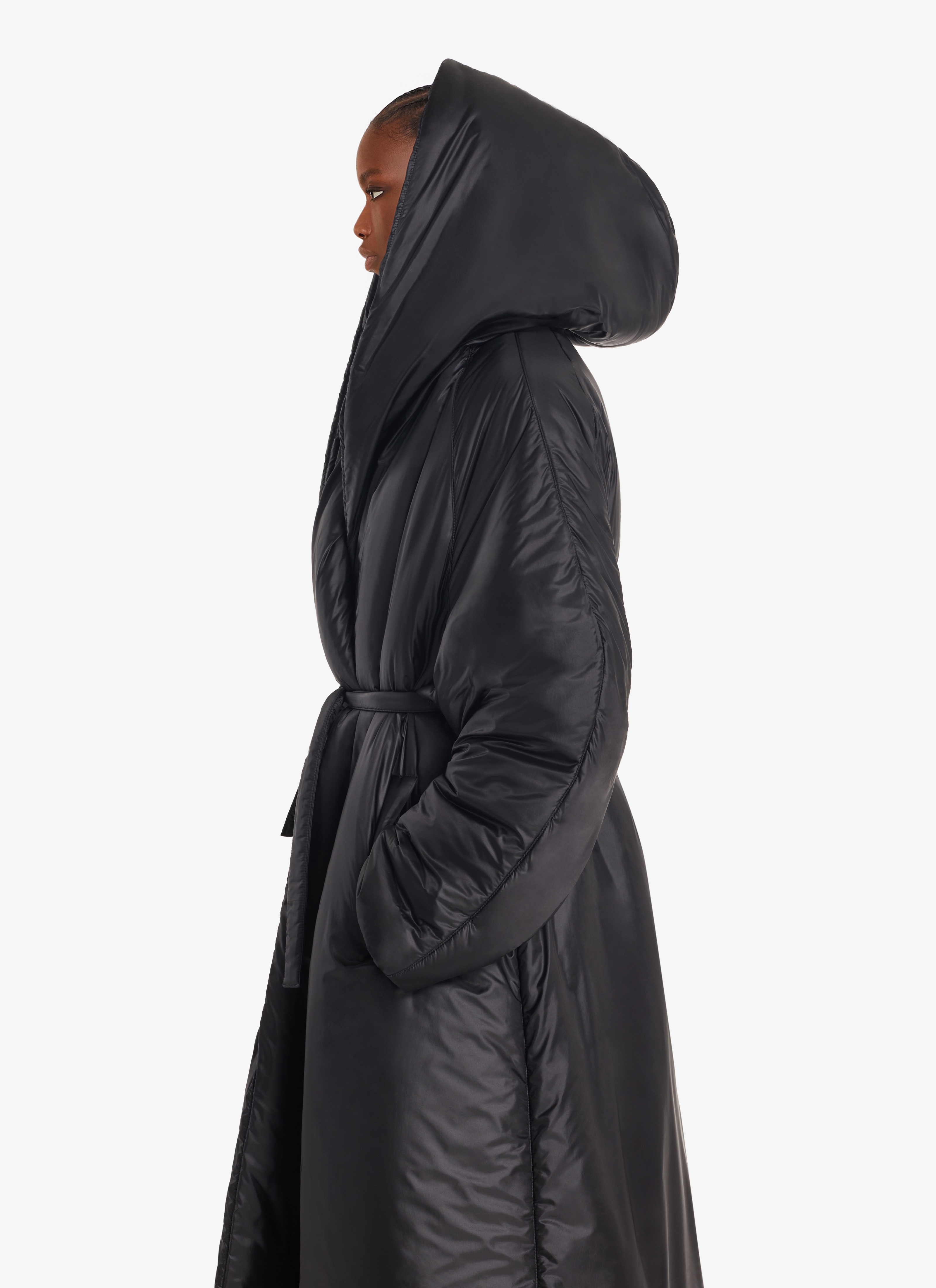ALAÏA BLACK TRAVEL COAT 