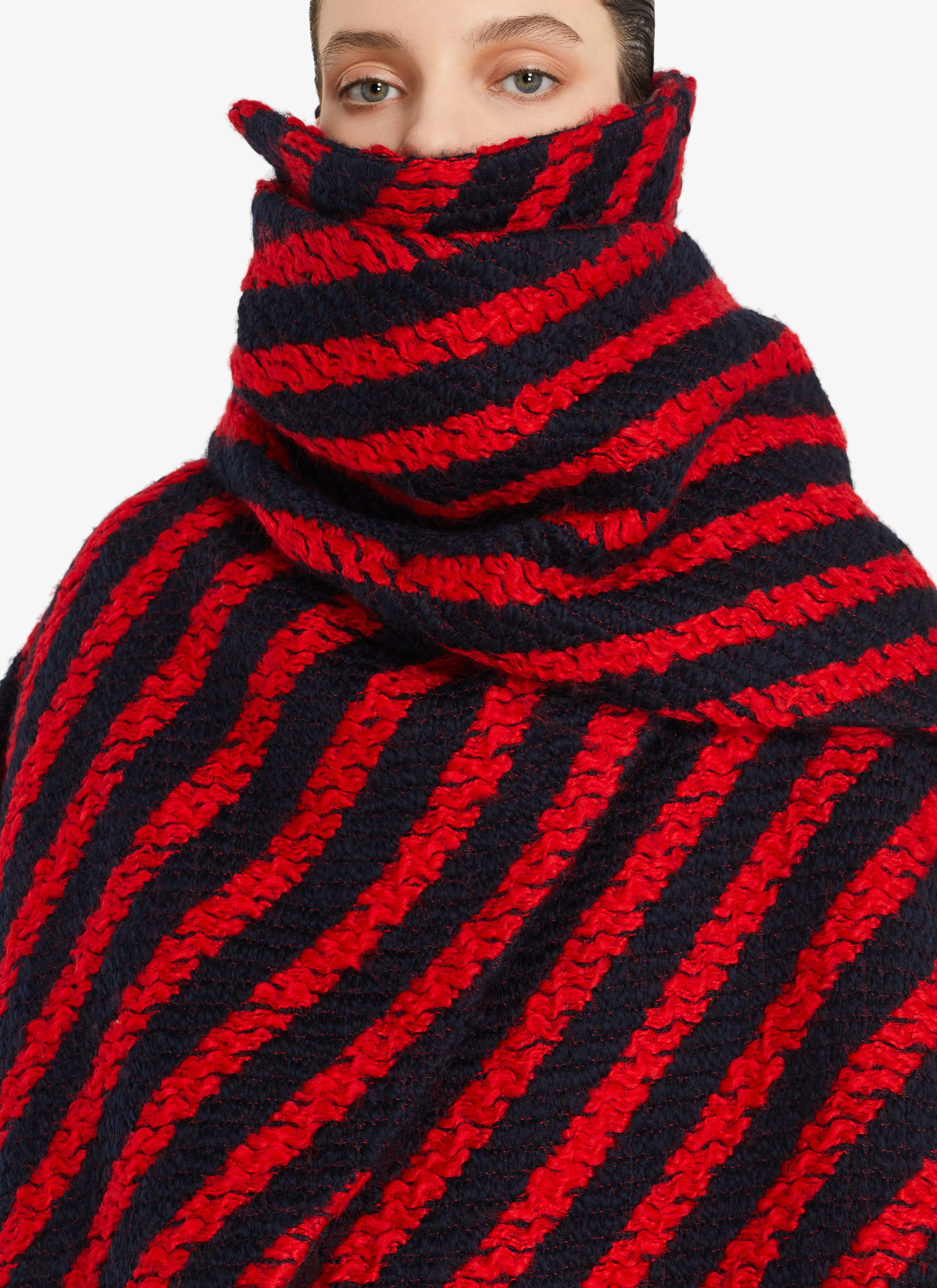 ALAÏA MARINEBLAU/ROT SCHALMANTEL AUS WOLLE