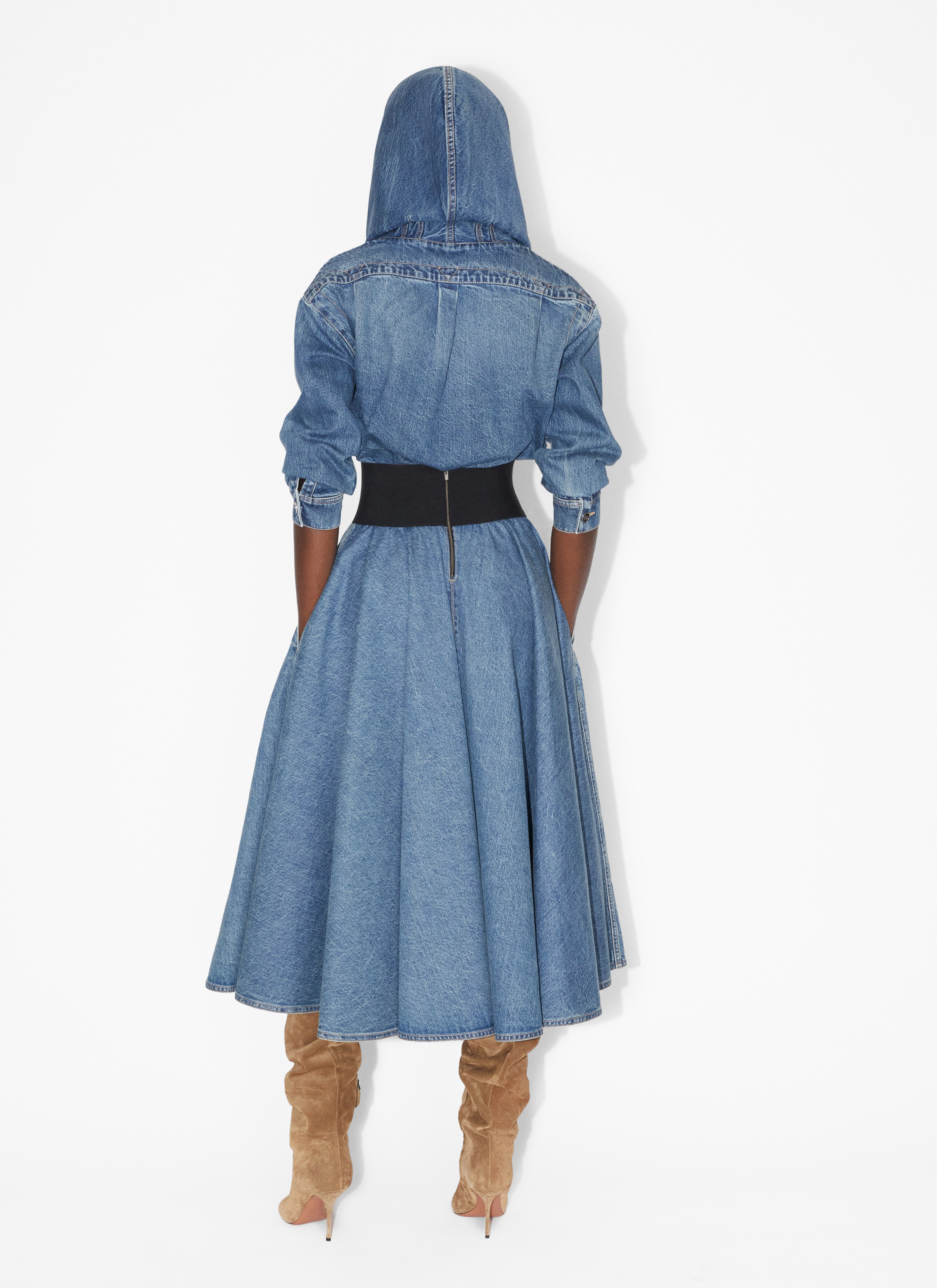 ALAÏA BLUE BELTED DENIM SKIRT