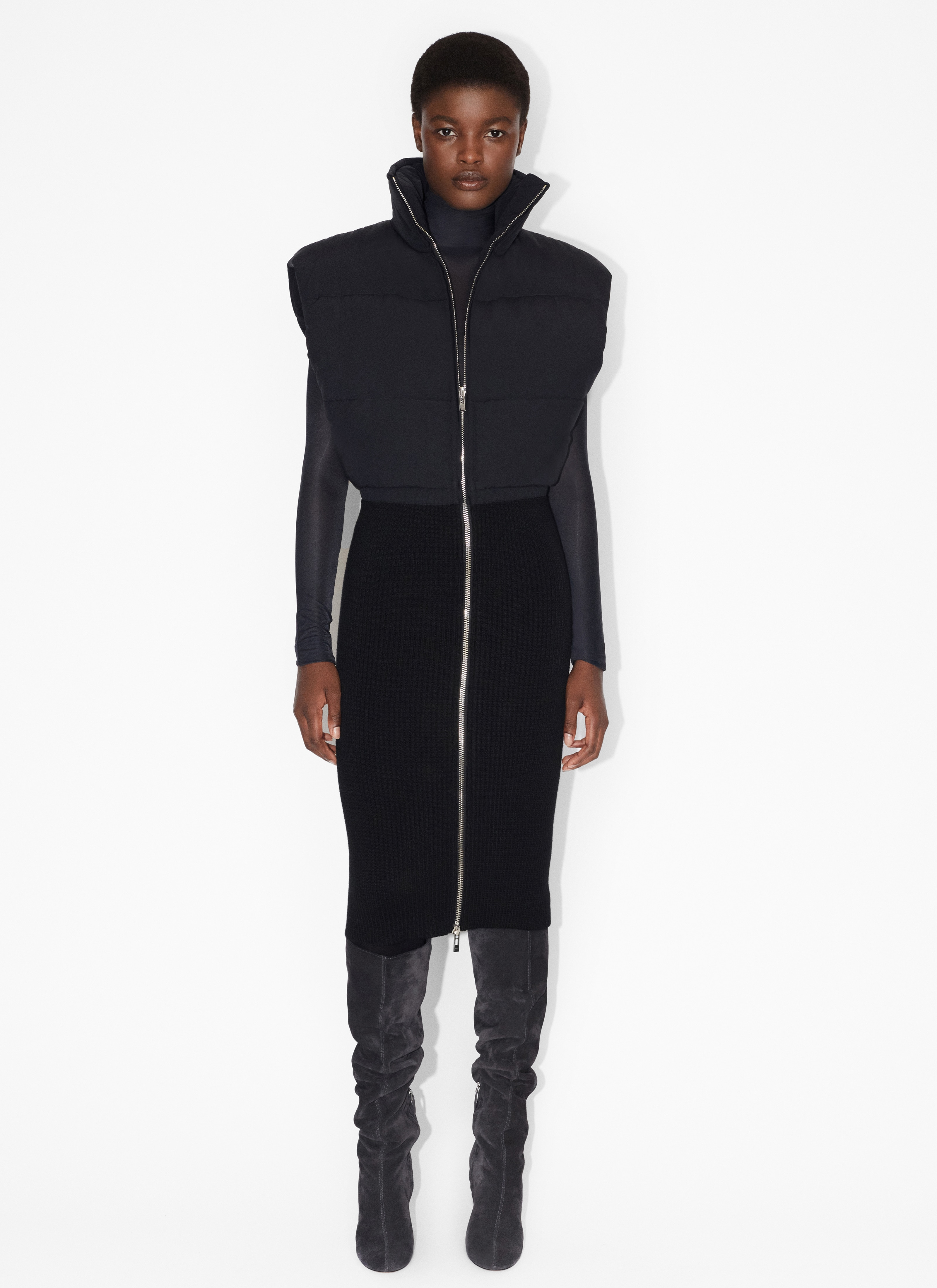 ALAÏA BLACK SLEEVELESS MAXI PUFFER