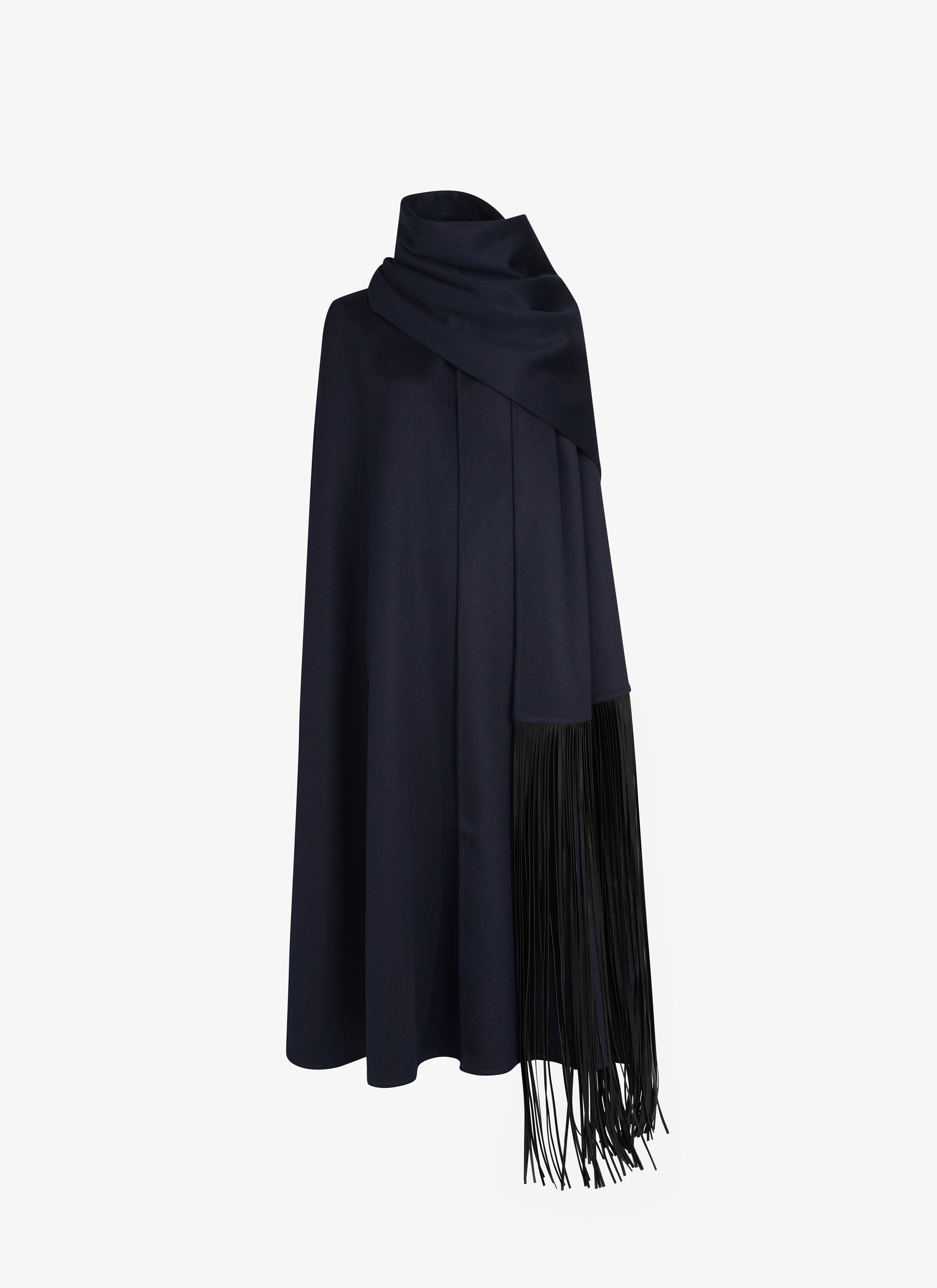 Cashmere cape maison-alaia.com