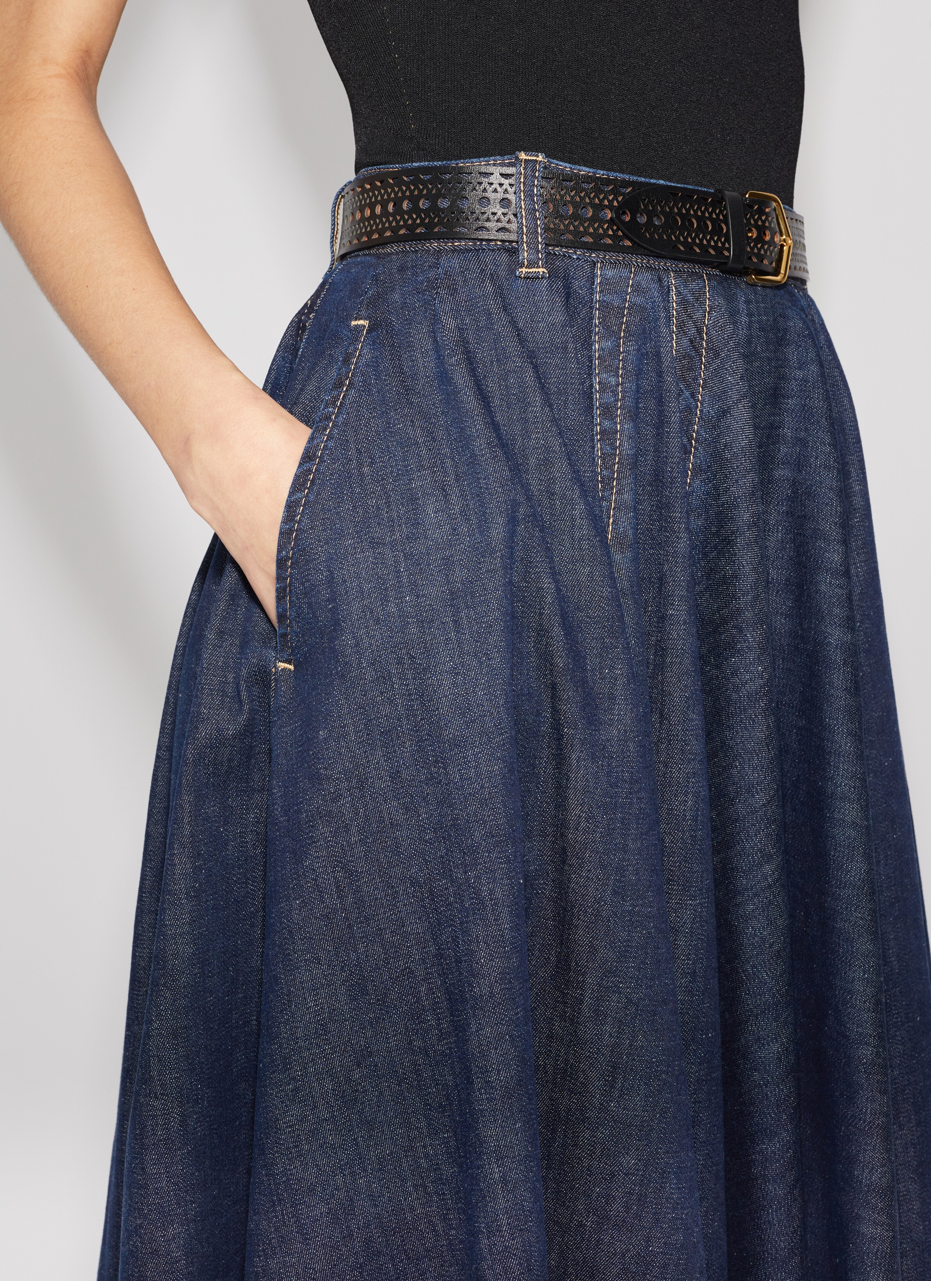 Denim midi skirt - maison-alaia.com