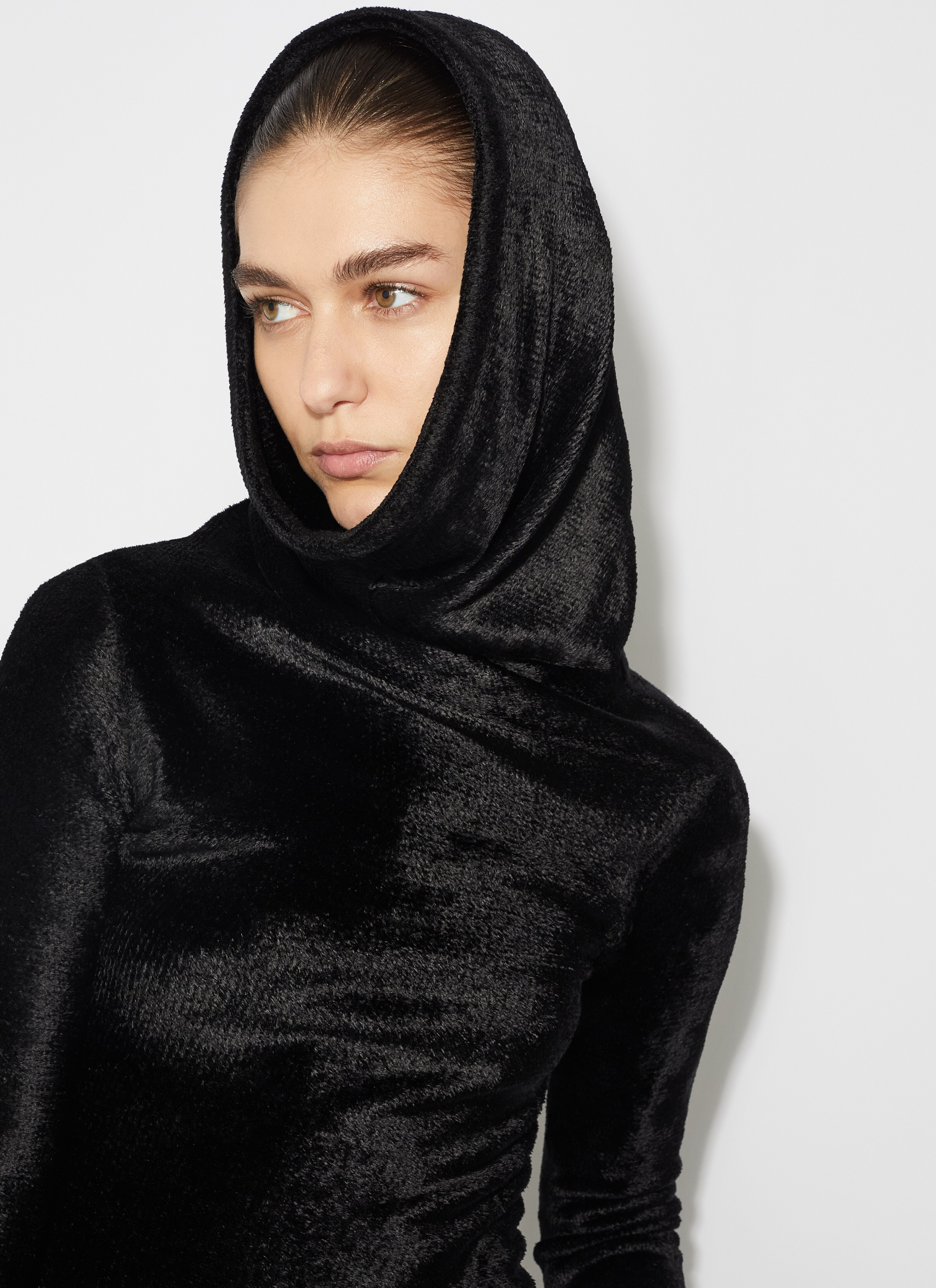 ALAÏA BLACK SHINY VELVET HOOD TOP