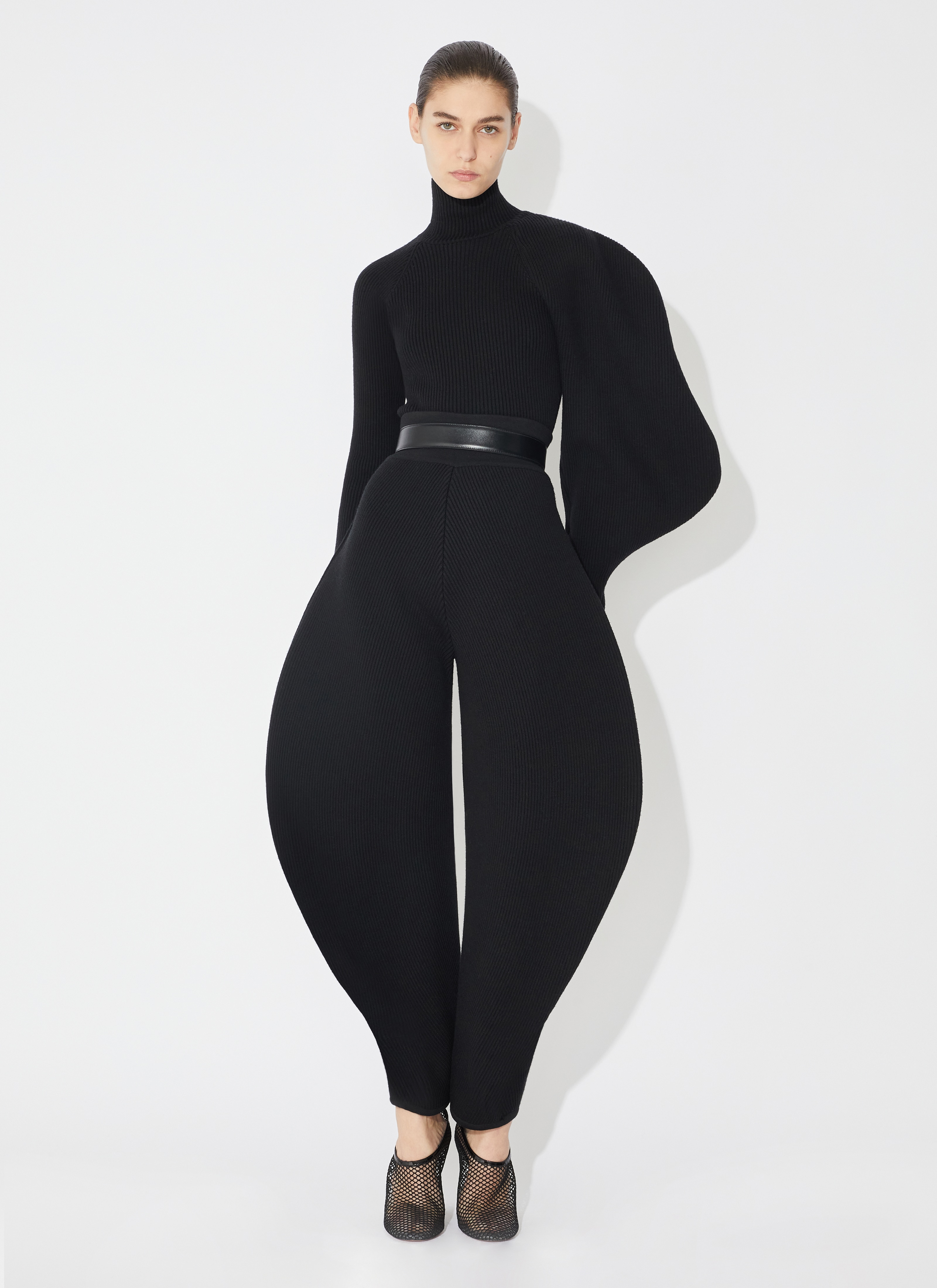 ALAÏA BLACK ROUND RIB KNIT PANT