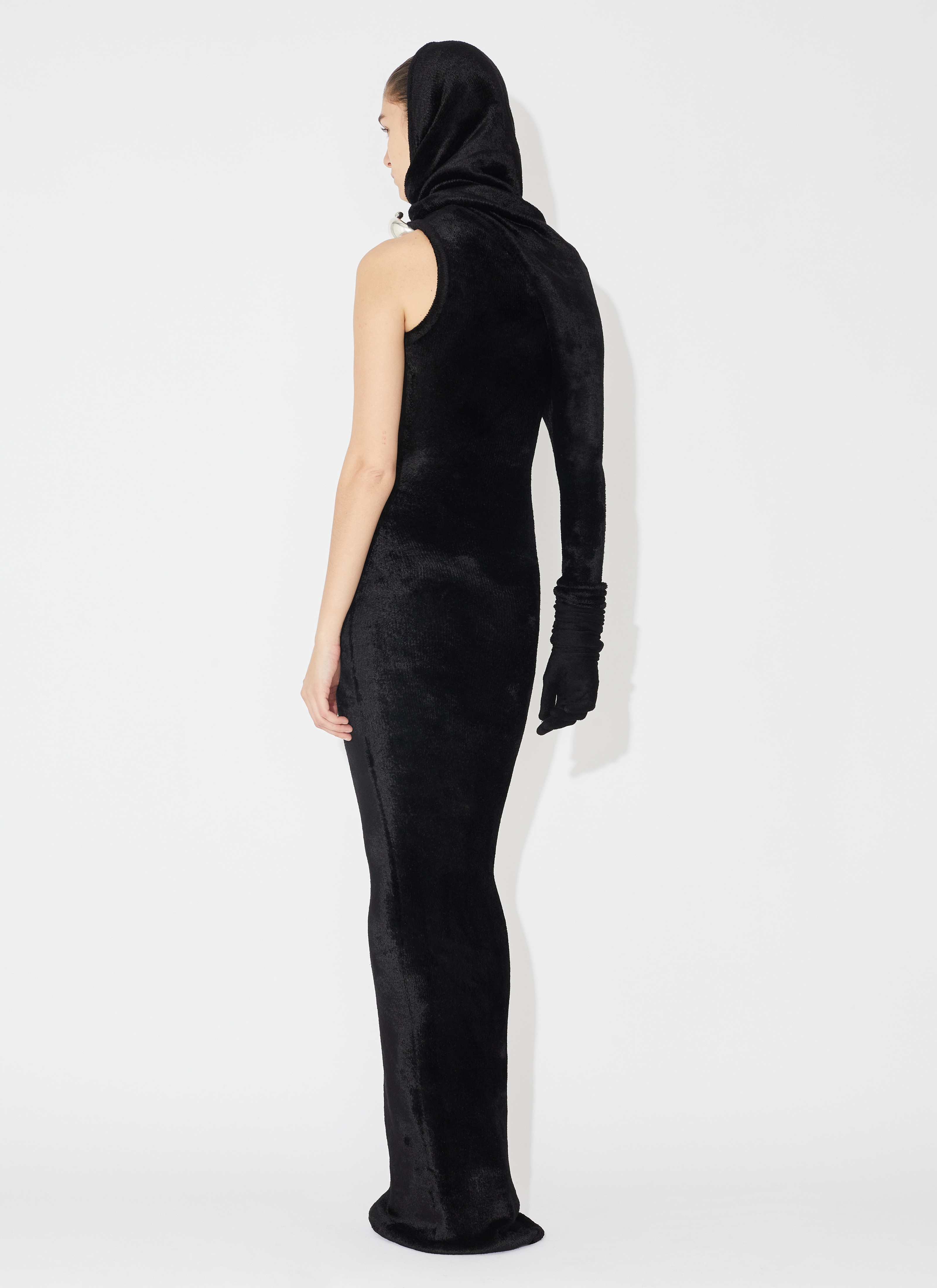 ALAÏA SCHWARZ KAPUZENKLEID AUS GLÄNZENDEM SAMT