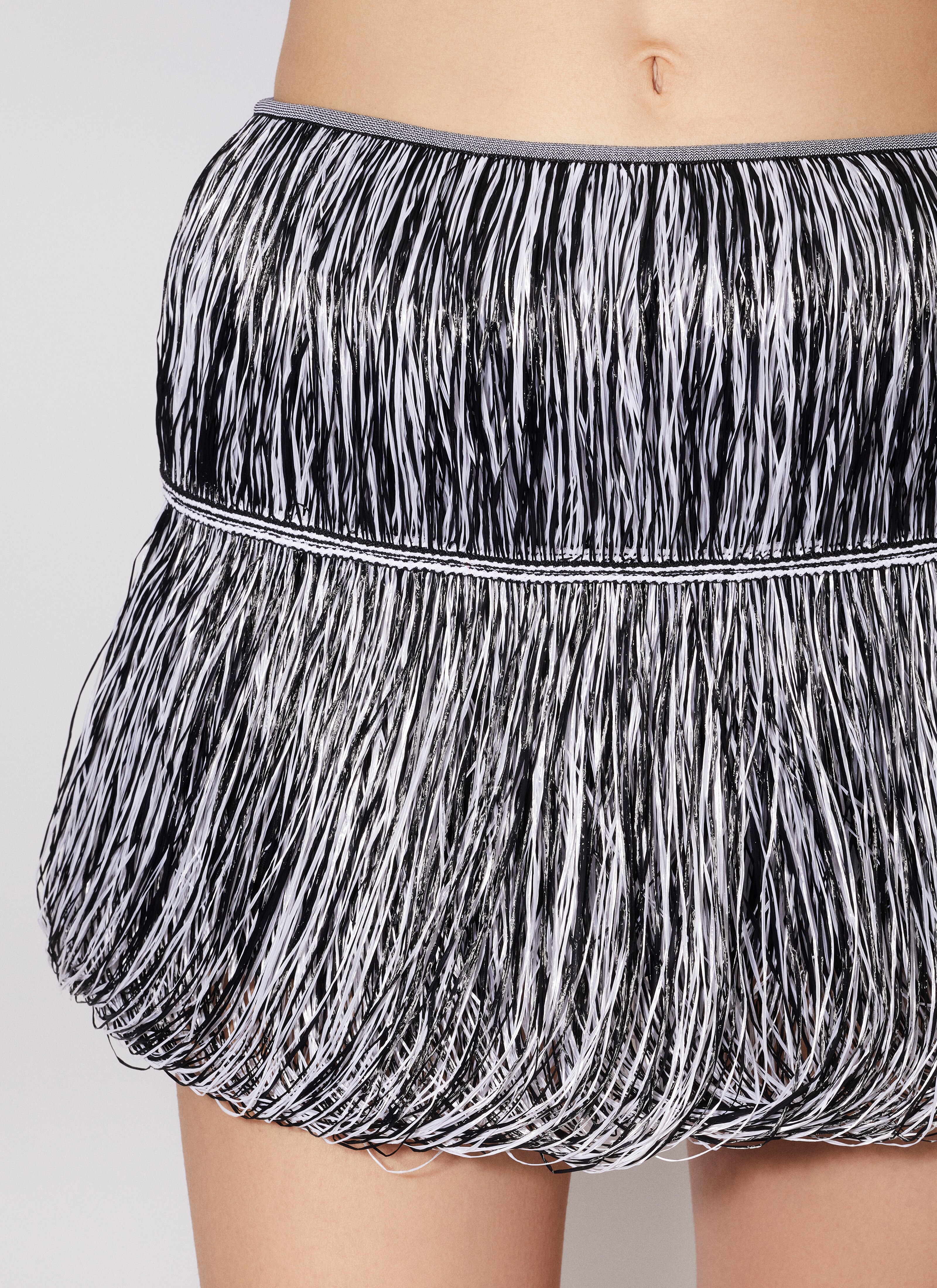 ALAÏA WHITE/BLACK RAFFIA FRINGE SKIRT