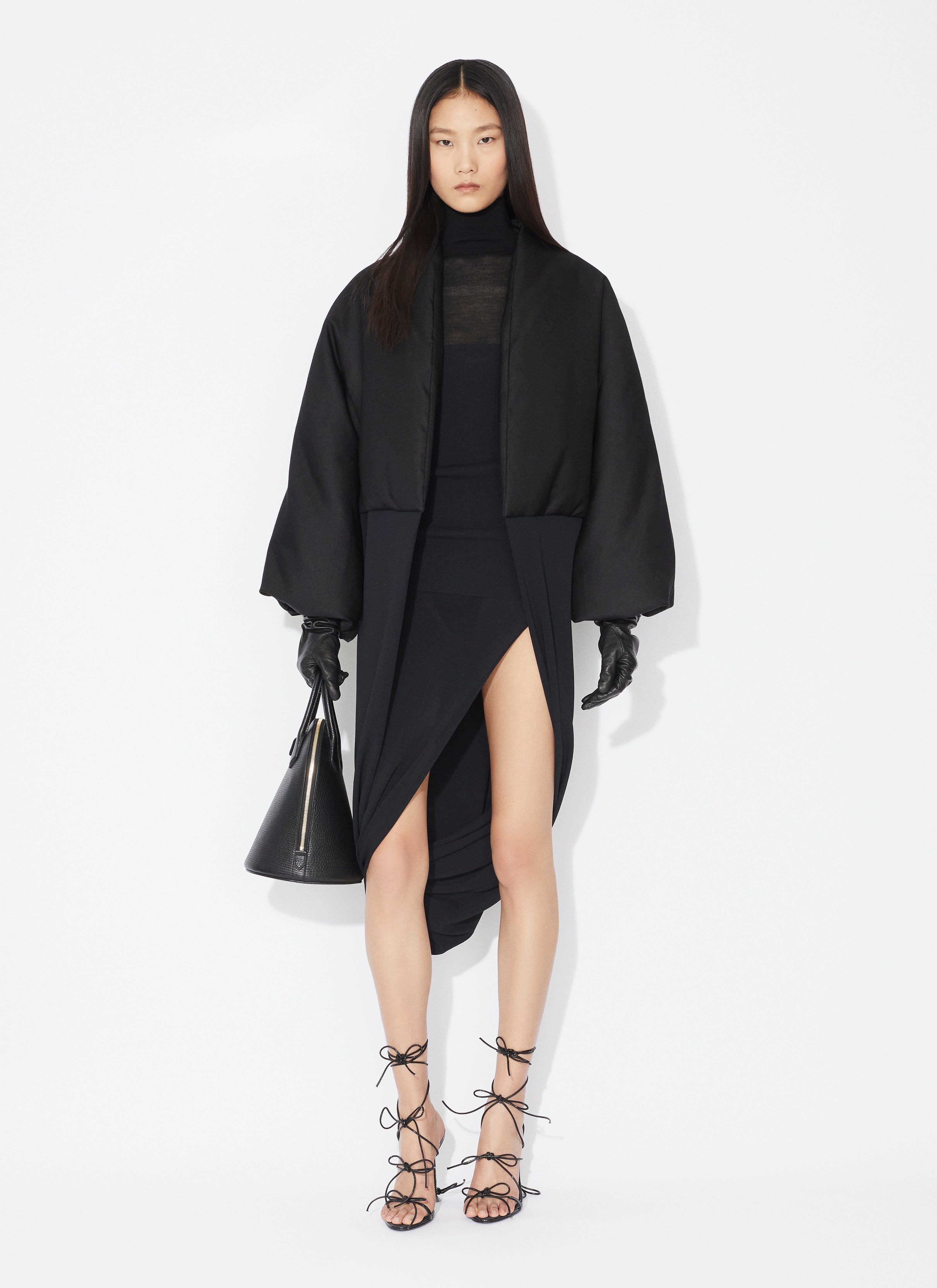 ALAÏA 블랙 폴디드 코트