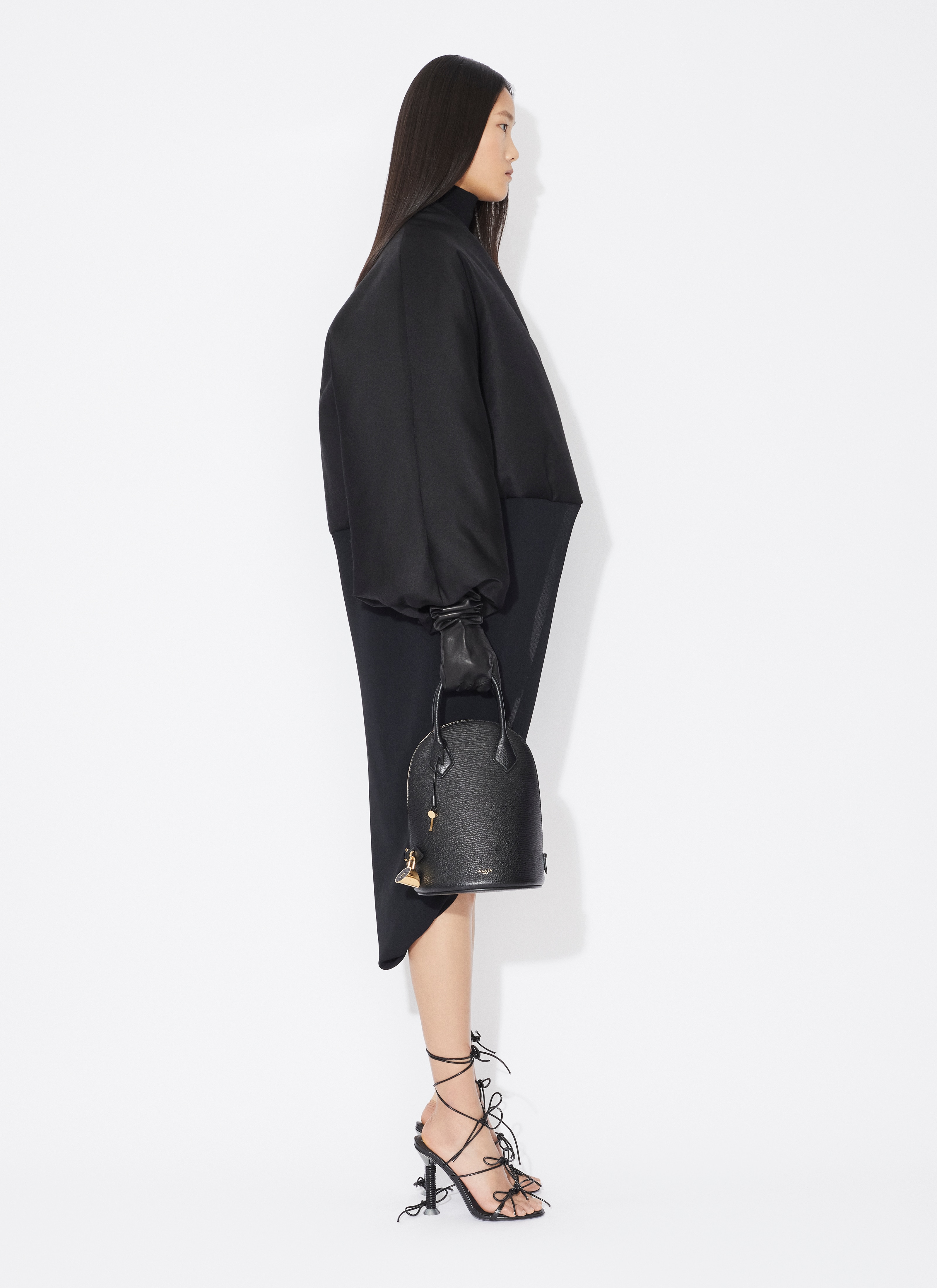 ALAÏA 블랙 폴디드 코트
