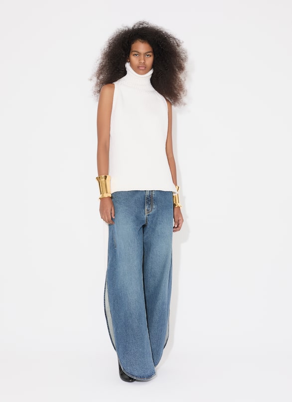 JEANS ARROTONDATI IN DENIM STONE WASHED ALAÏA BLEU VINTAGE JEANS ARROTONDATI IN DENIM STONE WASHED