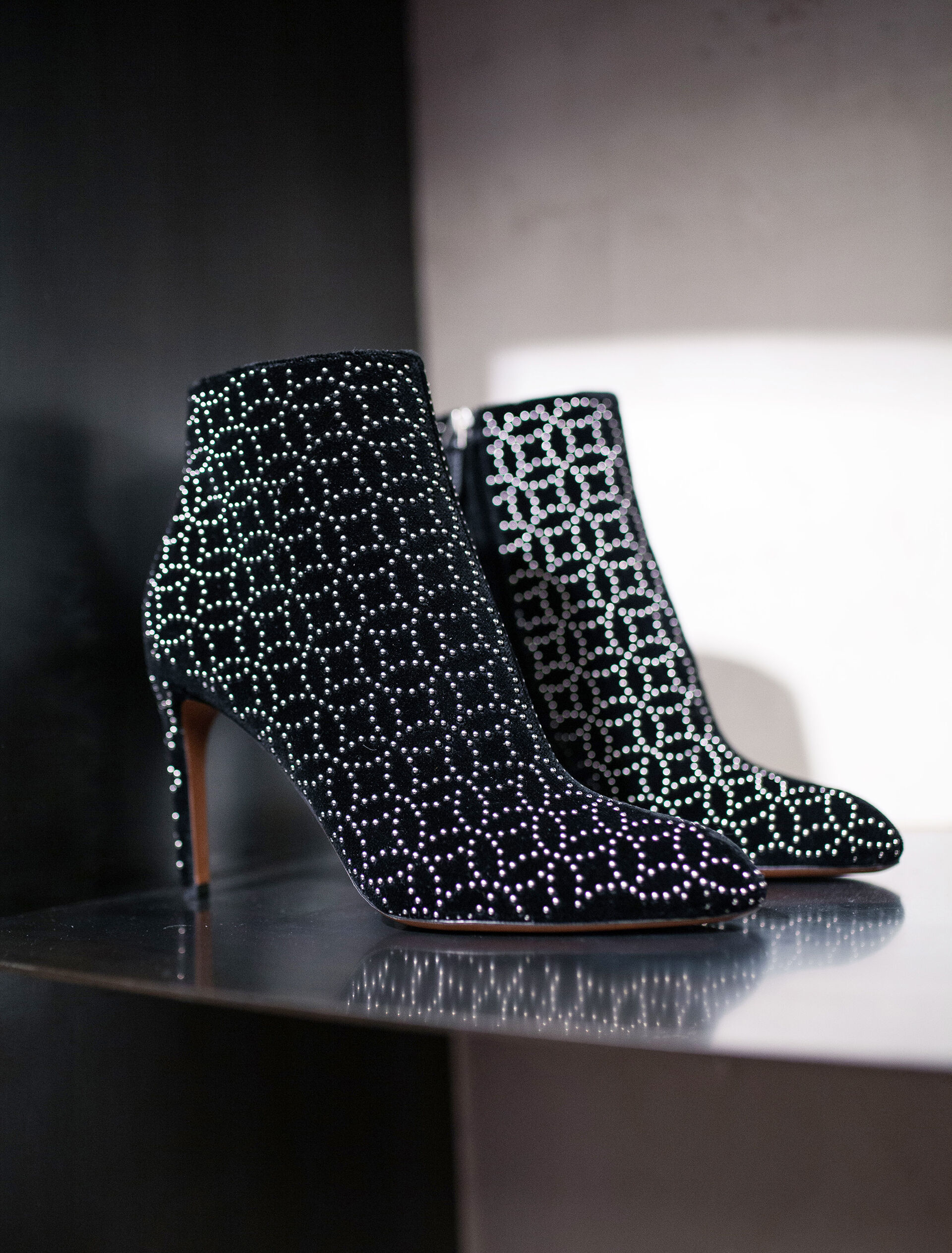 Petite Boutique Paris Di Alaia Capi D Alta Moda Delle Collezioni Passate Alaia Va