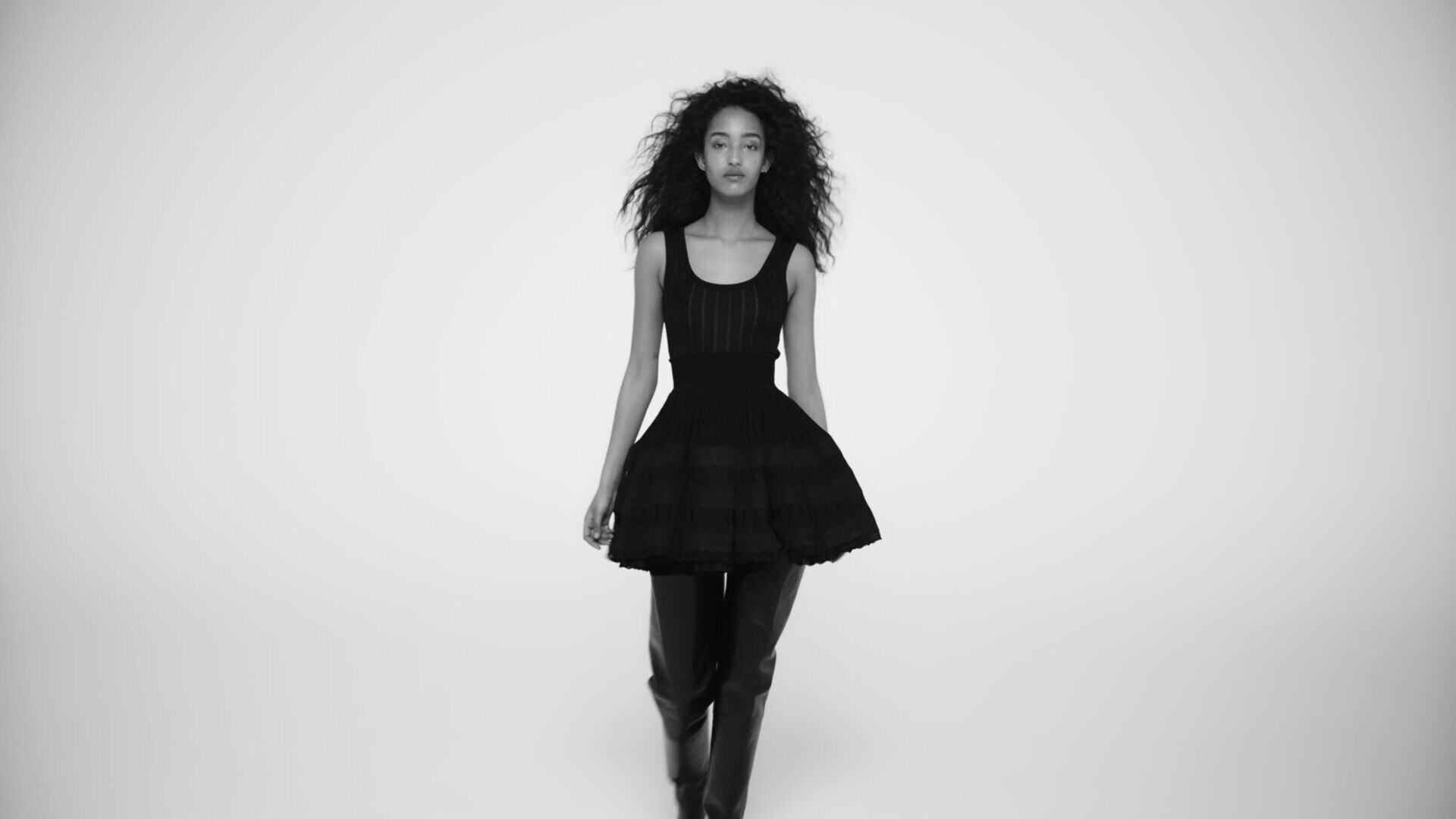 Alaïa | Designer Clothing for Women | ALAÏA US