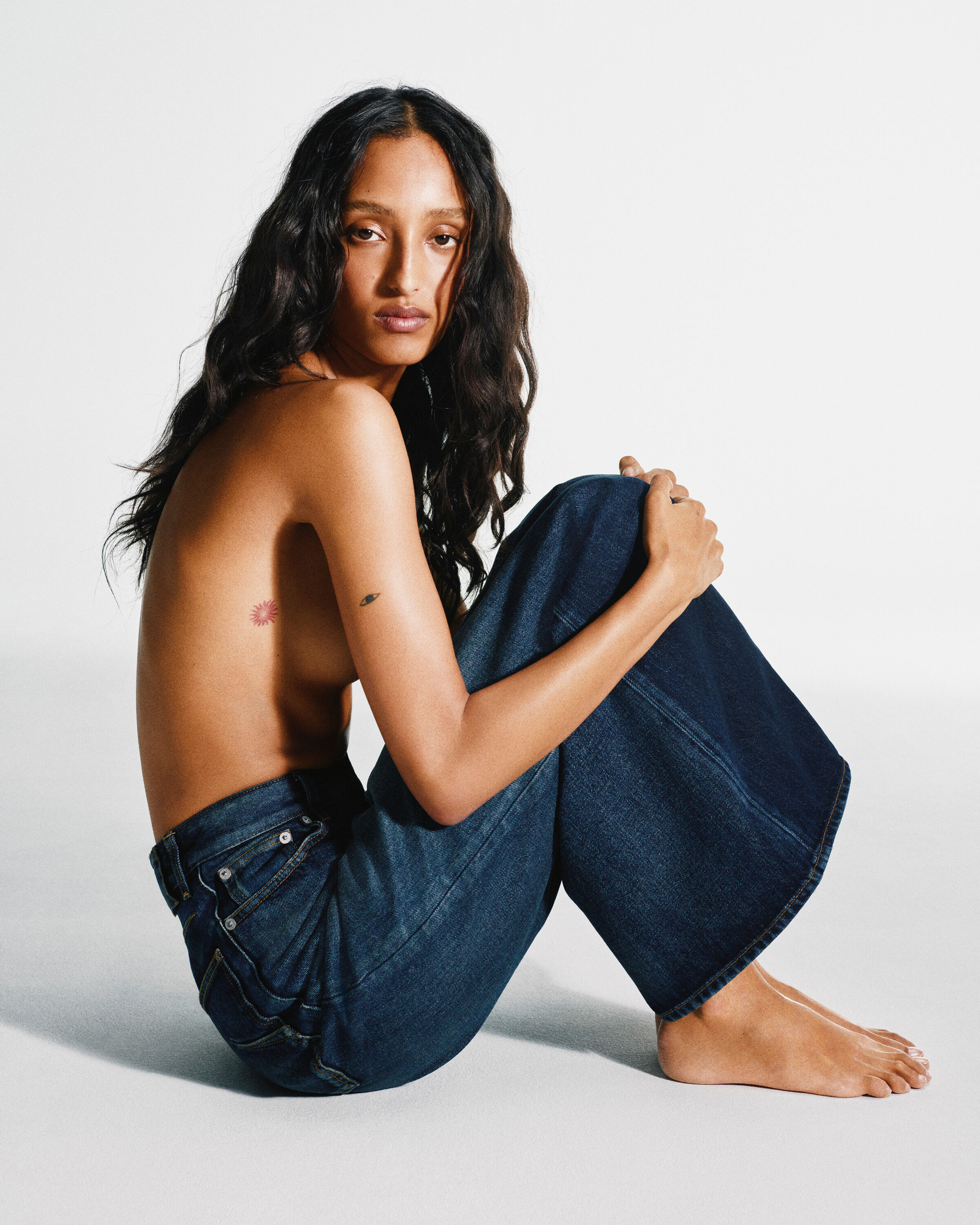 Alaïa Denim Collection | Sculptural Jeans & Second Skin